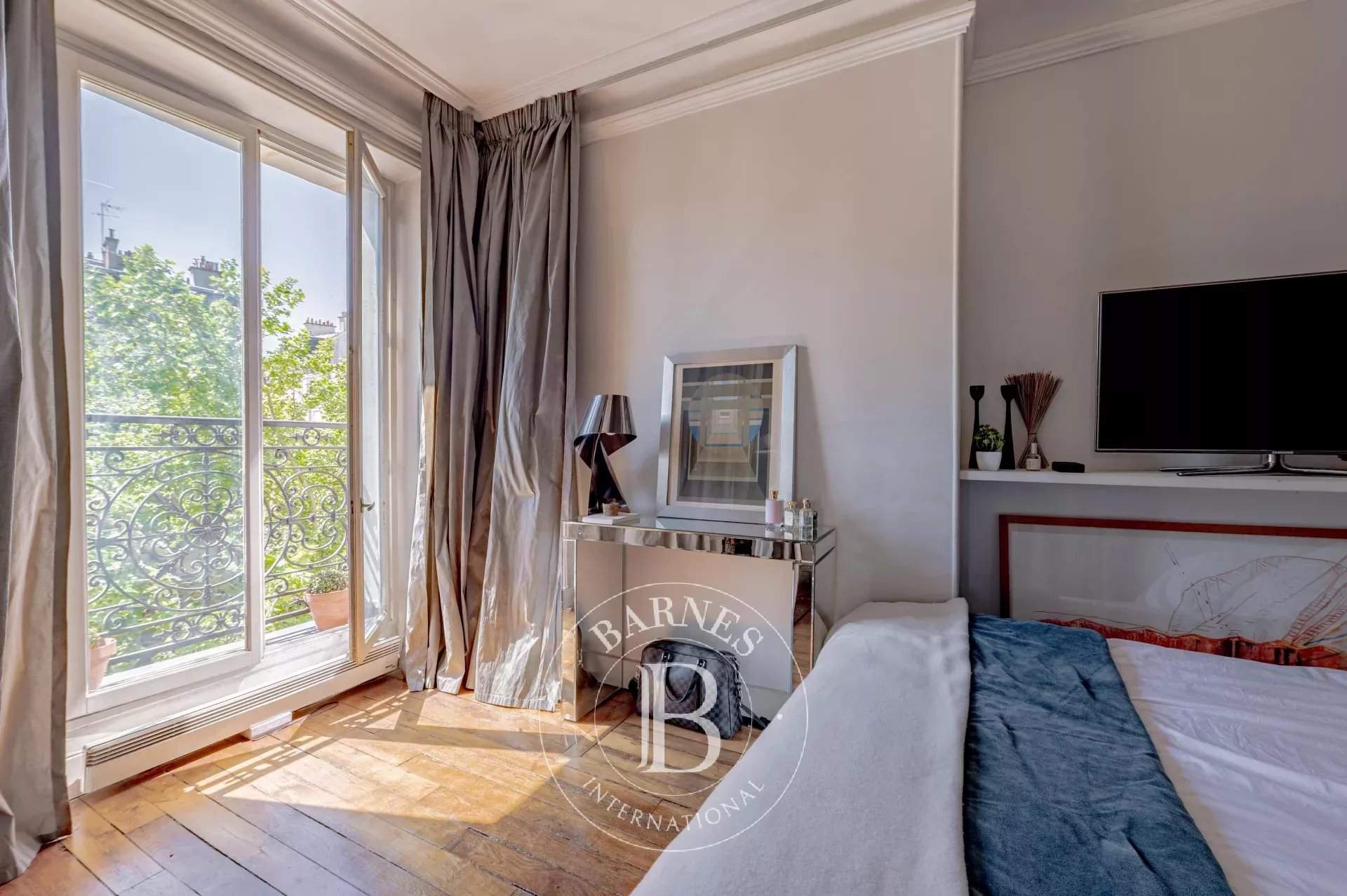 Paris  - Apartment 3 Bedrooms - picture 10
