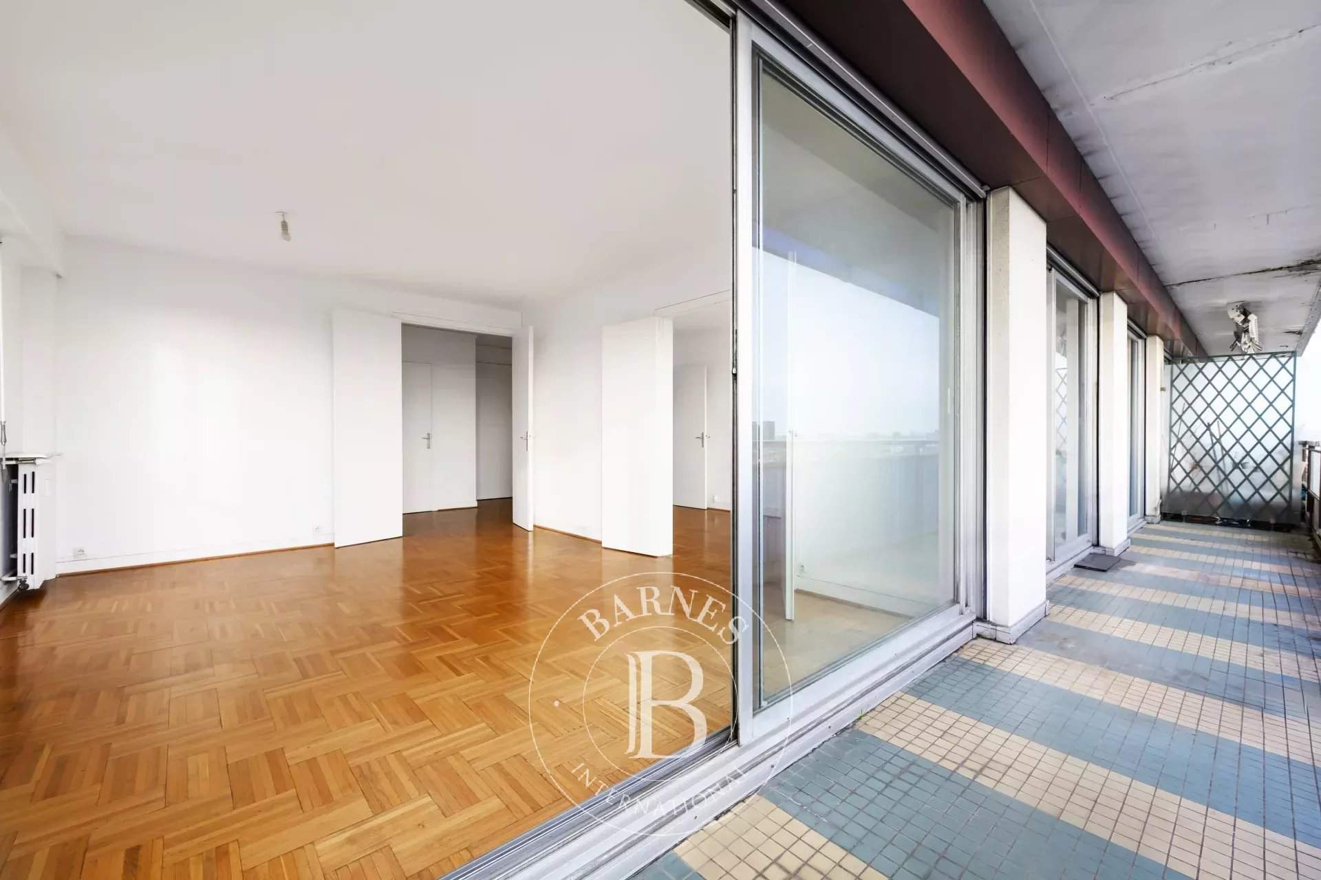 Paris  - Apartment 2 Bedrooms - picture 2