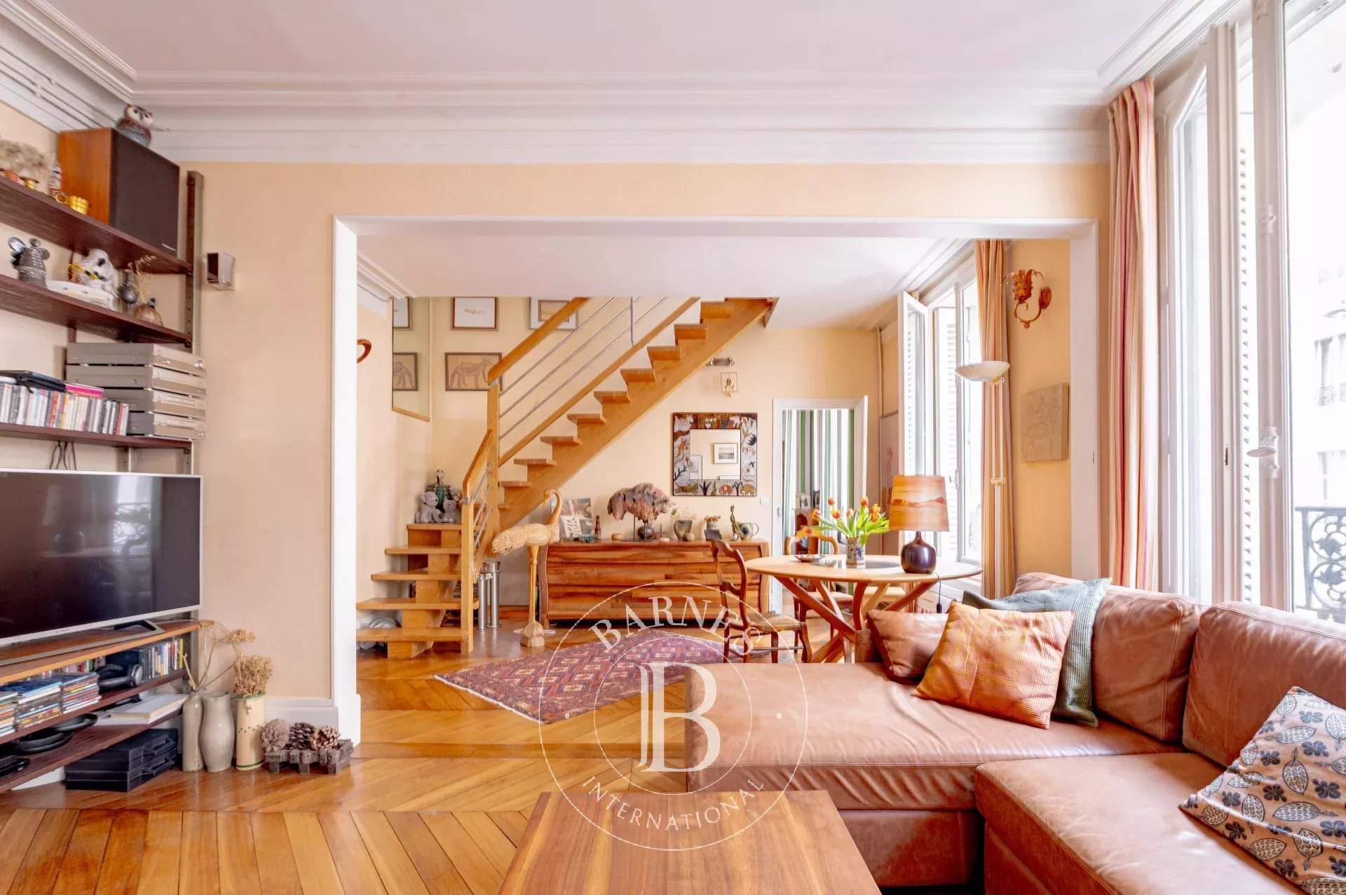 Paris  - Apartment 5 Bedrooms - picture 2