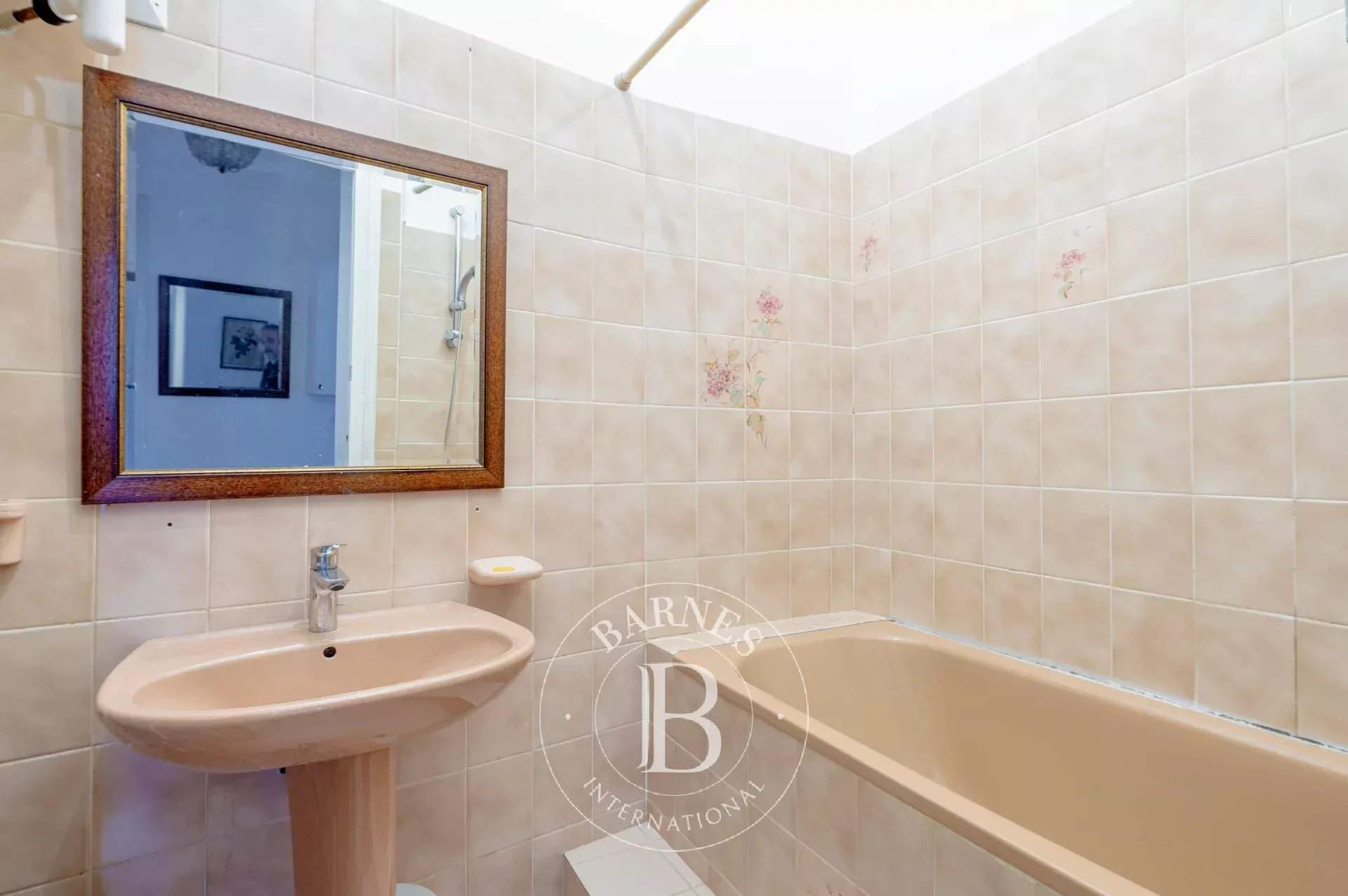 Paris  - Appartement 3 Pi&egrave;ces 2 Chambres - picture 9