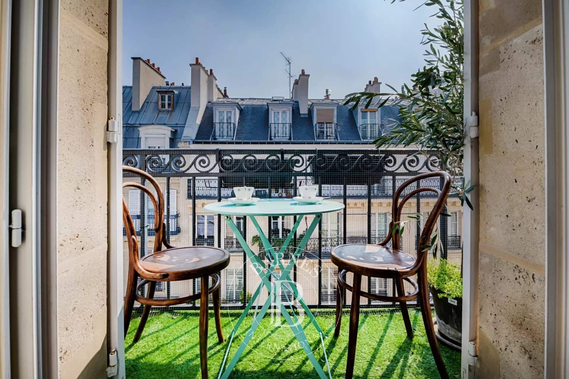 Paris  - Apartment 2 Bedrooms - picture 12