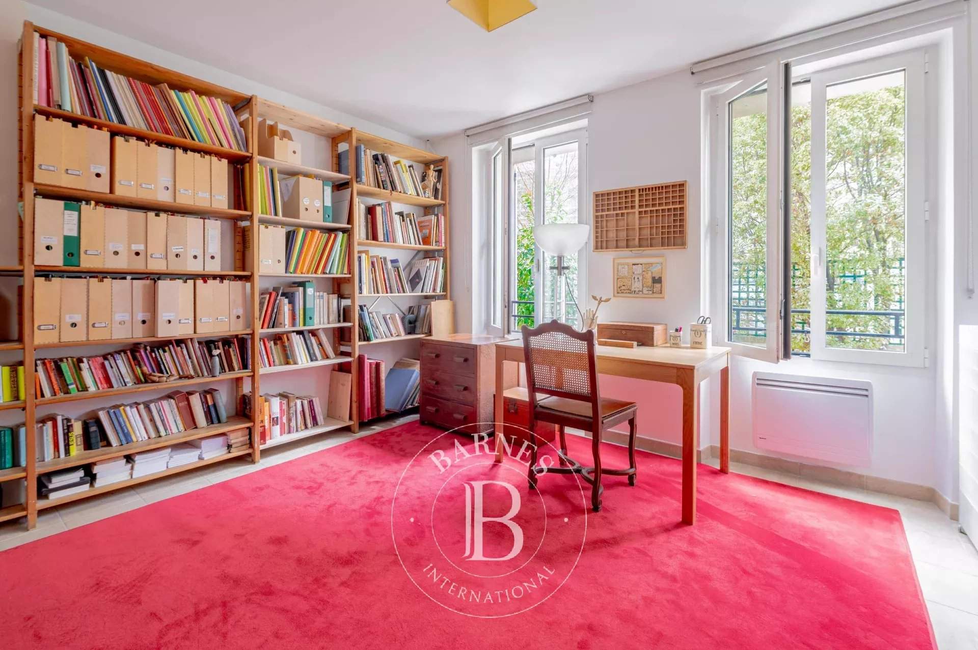 Paris  - House 3 Bedrooms - picture 4