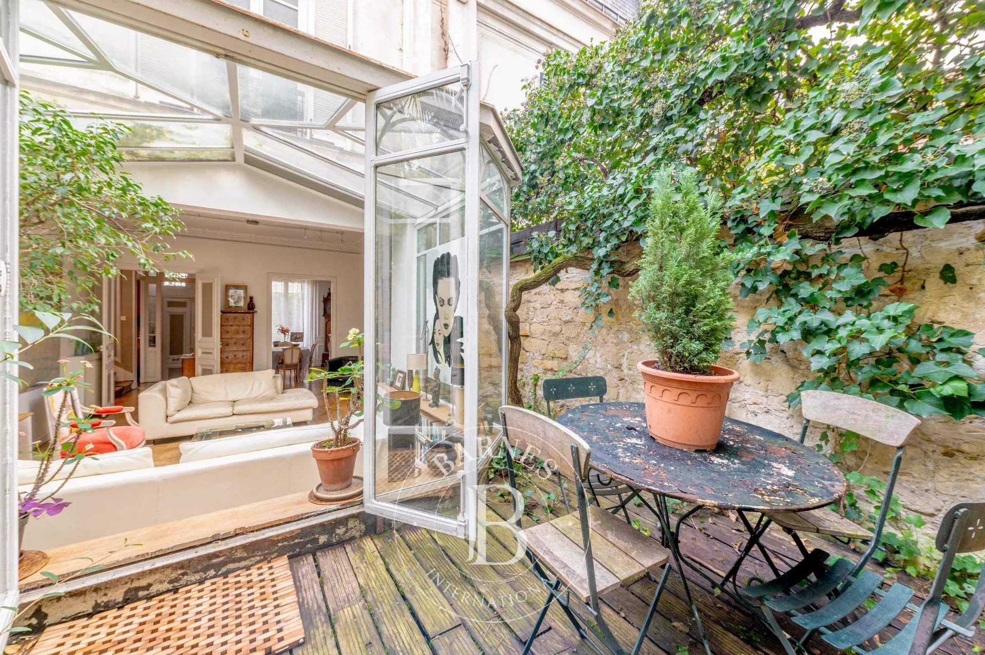 Paris  - House 5 Bedrooms - picture 8