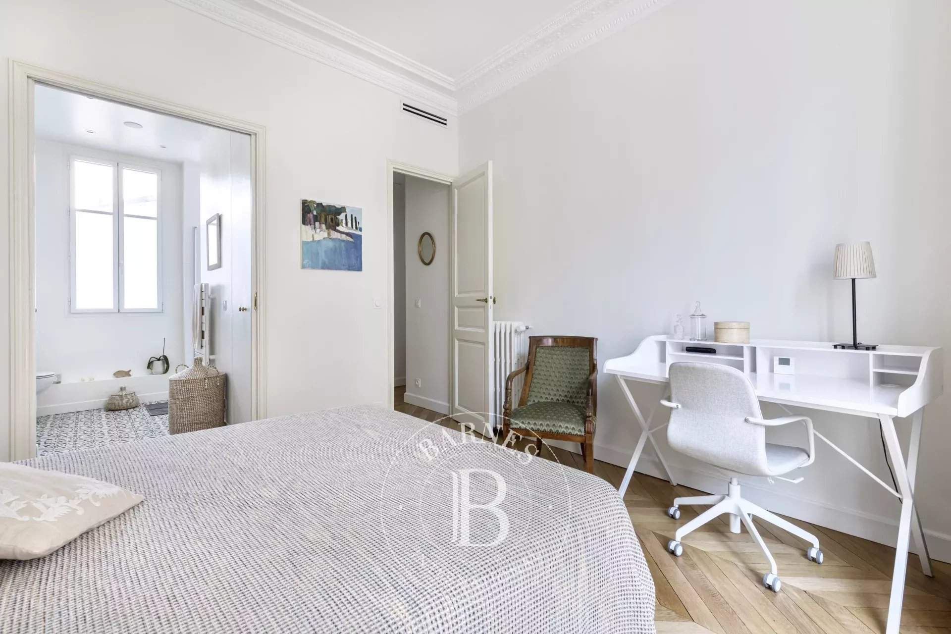 Paris  - Apartment 3 Bedrooms - picture 7