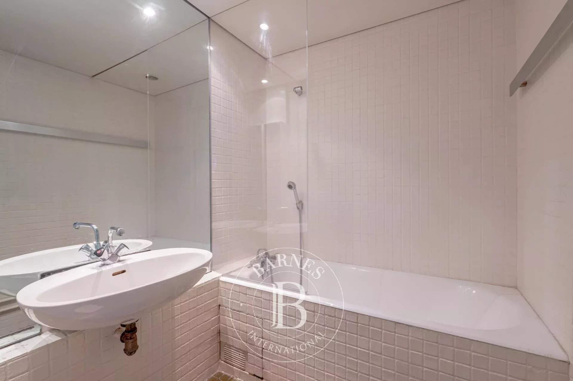 Paris  - Appartement 5 Pièces 3 Chambres - picture 17