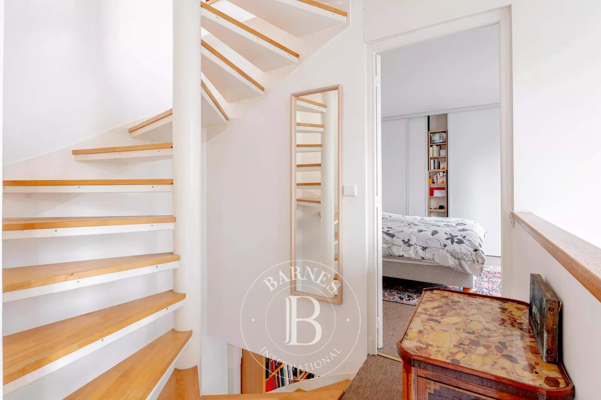 Paris  - House 3 Bedrooms - picture 11