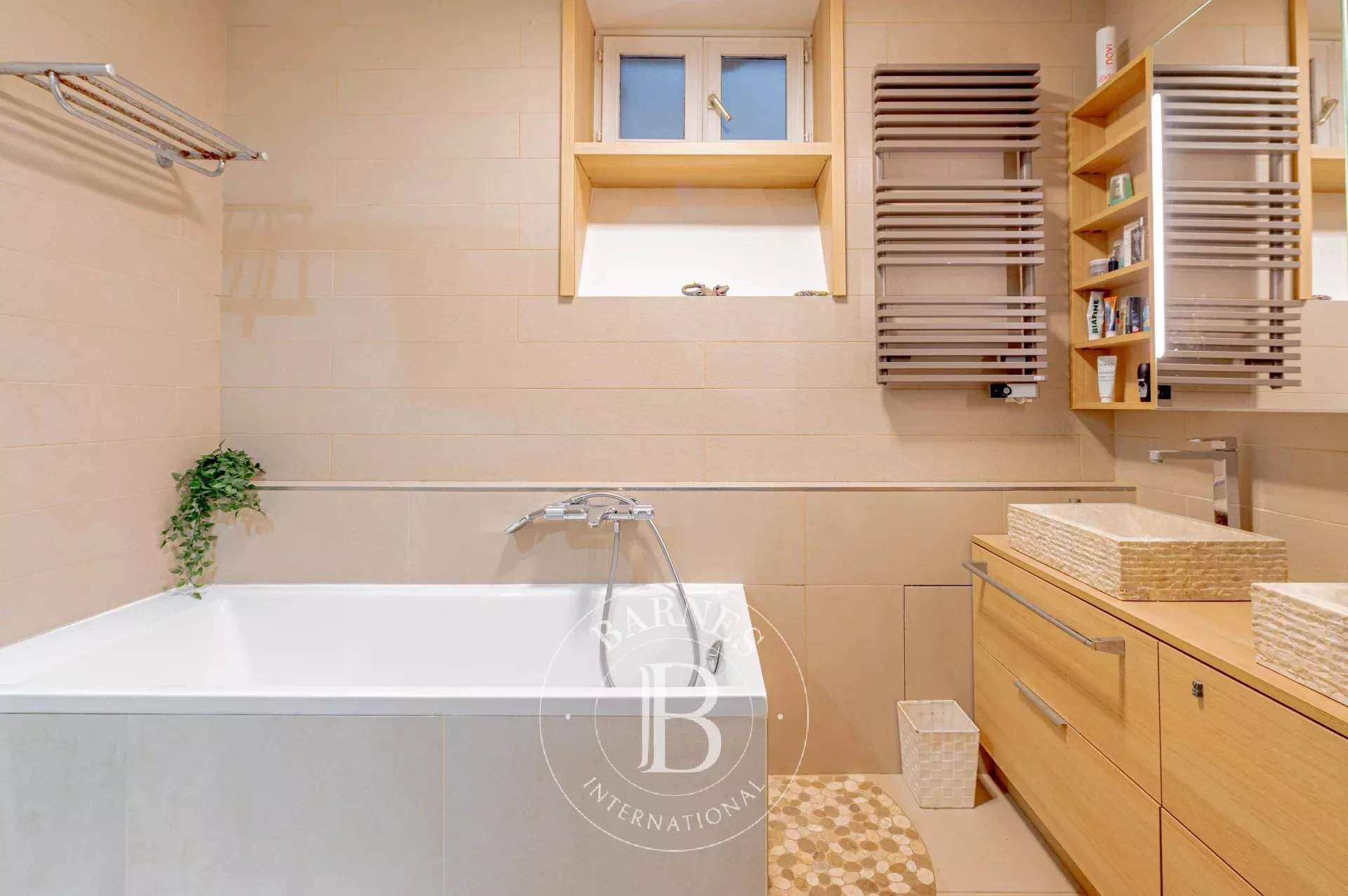 Paris  - Apartment 4 Bedrooms - picture 11