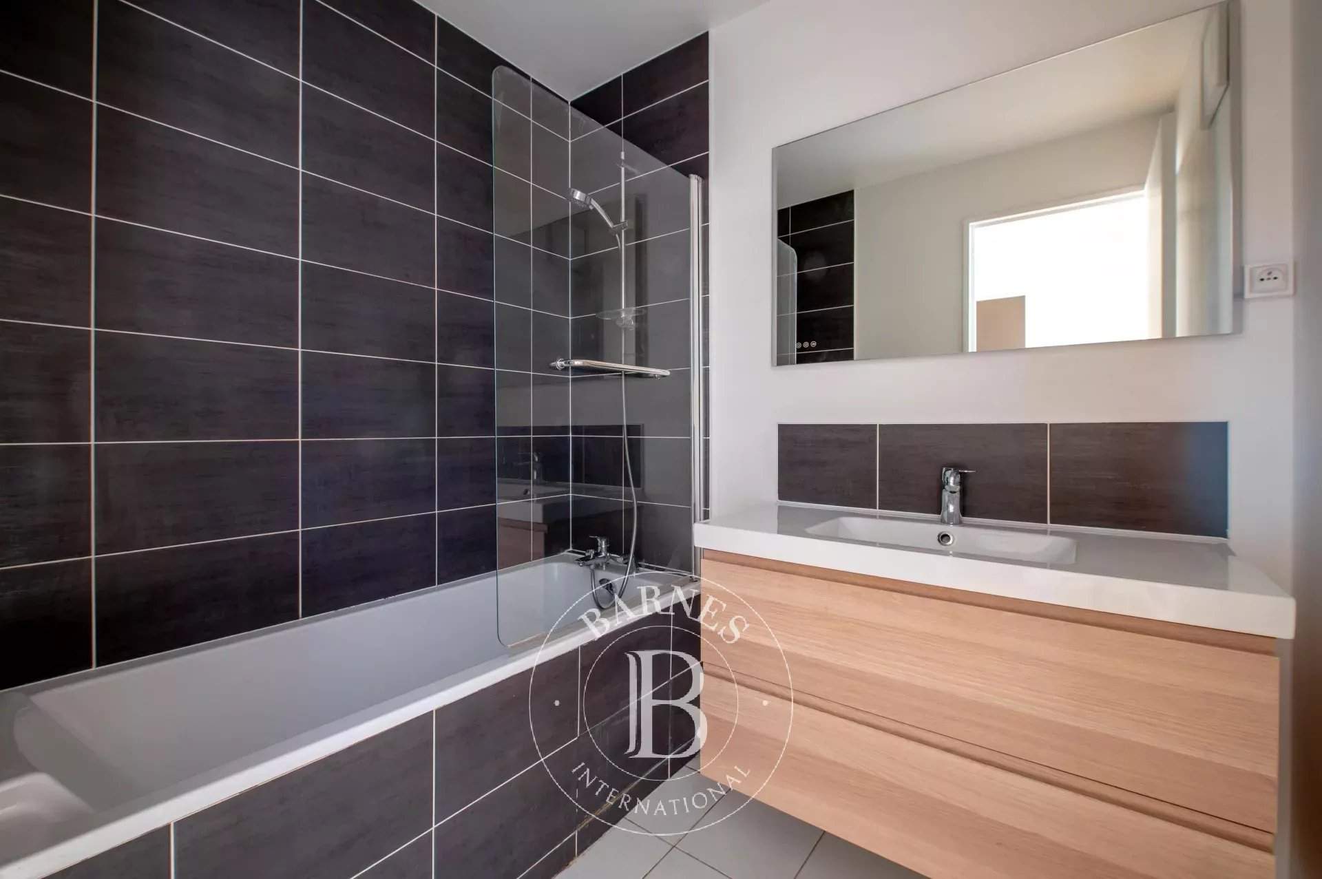 Paris  - Apartment 2 Bedrooms - picture 6