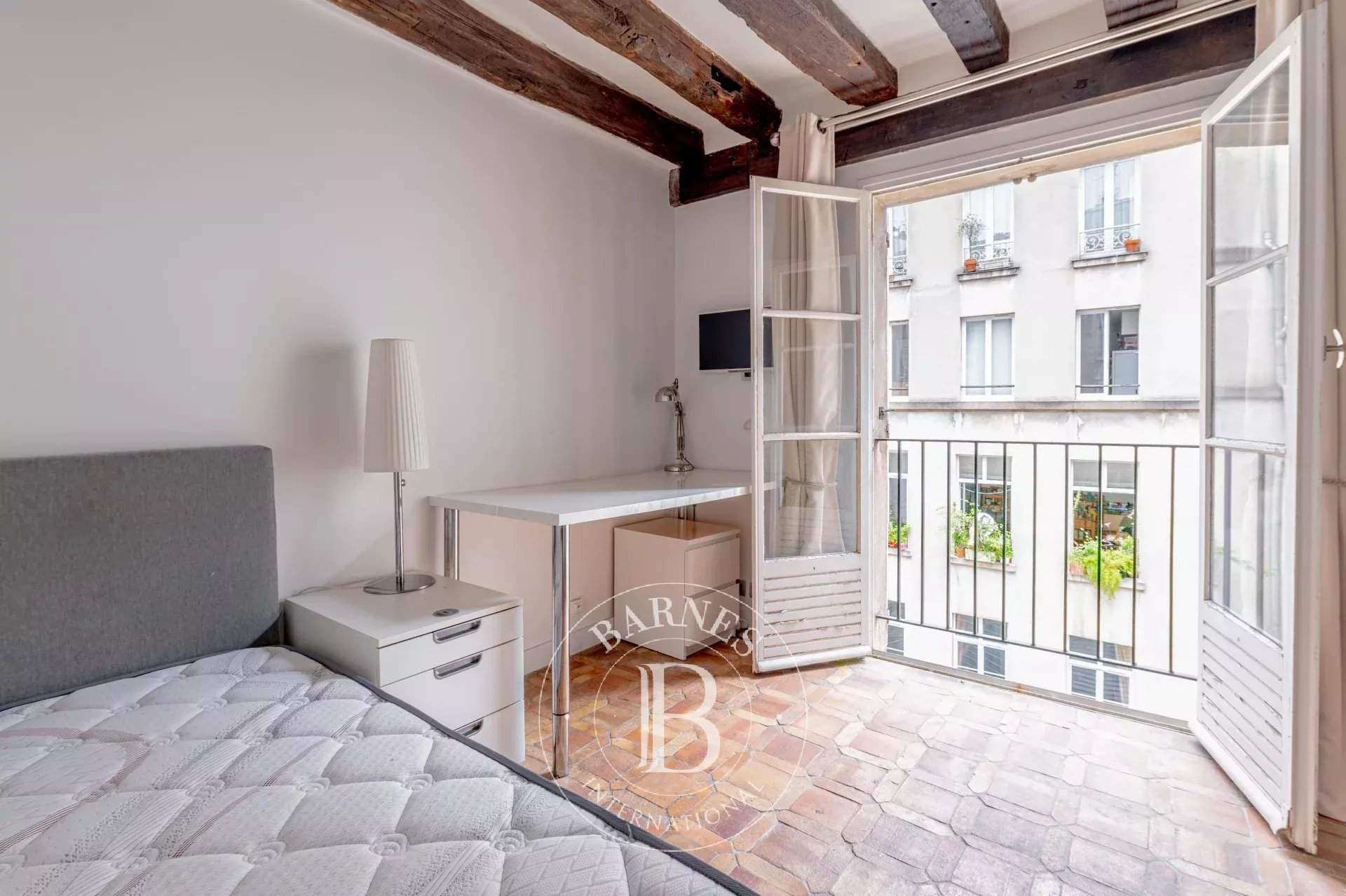 Paris  - Apartment  - picture 2