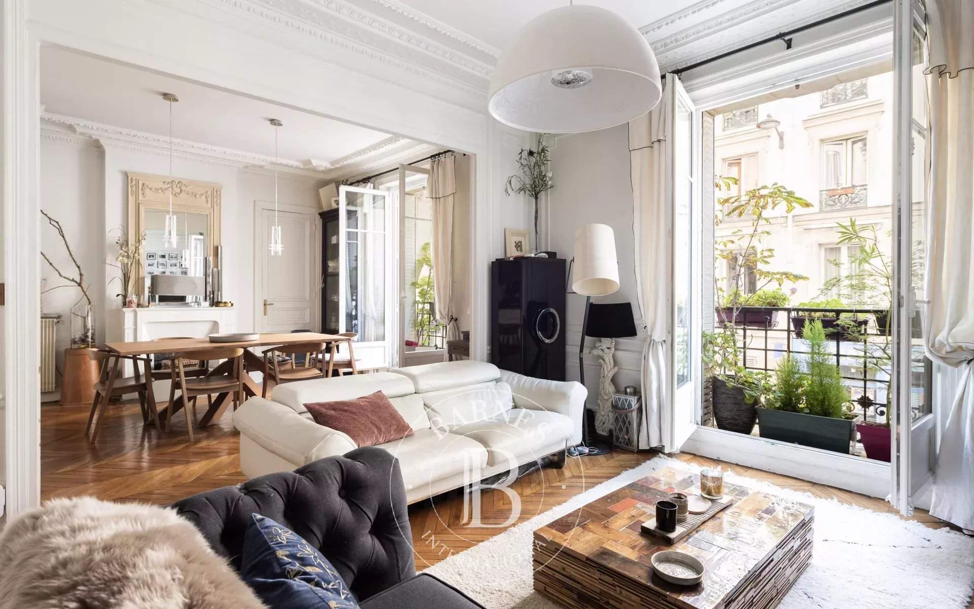 Paris  - Apartment 4 Bedrooms - picture 1