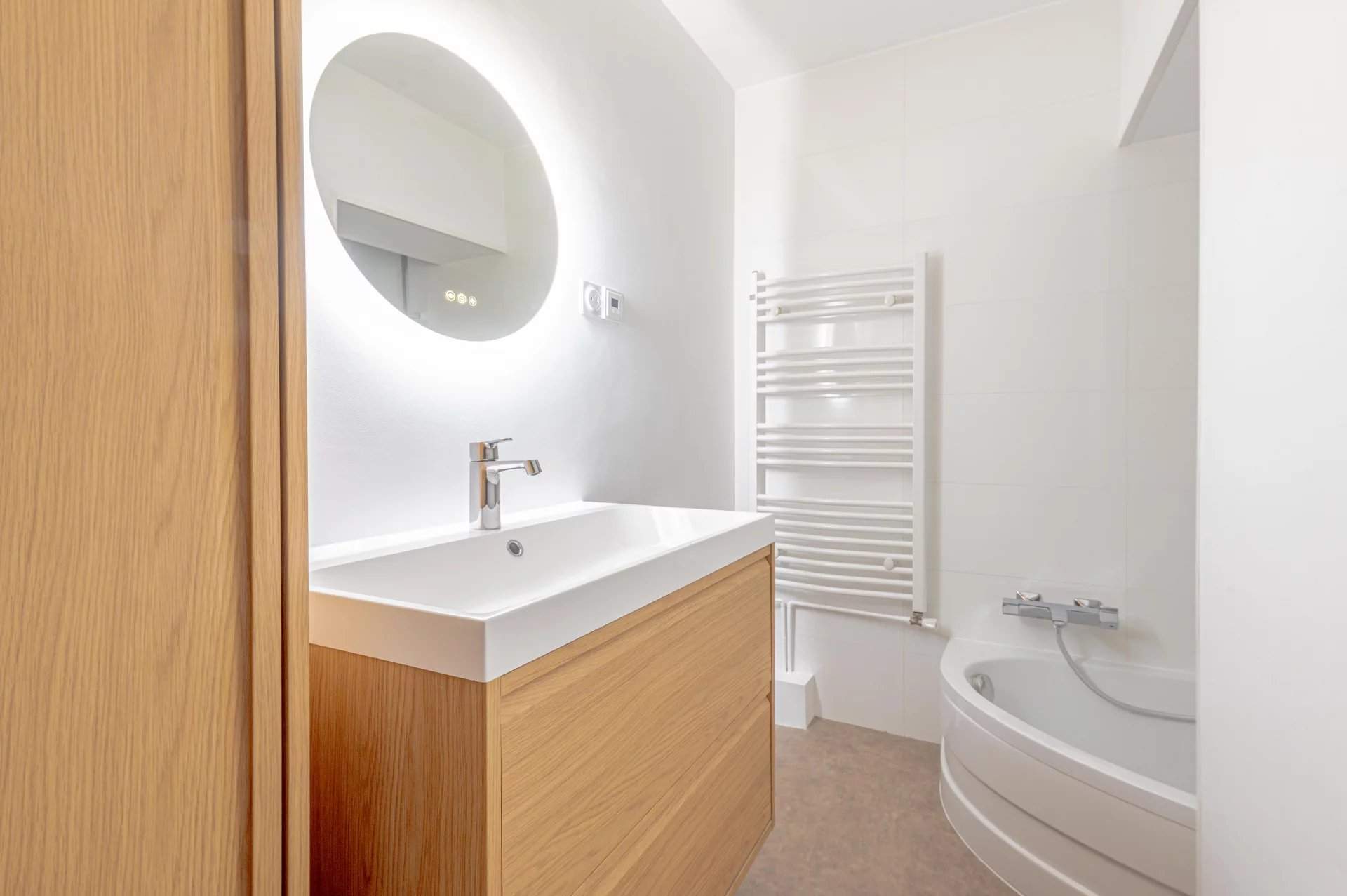 Paris  - Appartement 5 Pi&egrave;ces 2 Chambres - picture 14