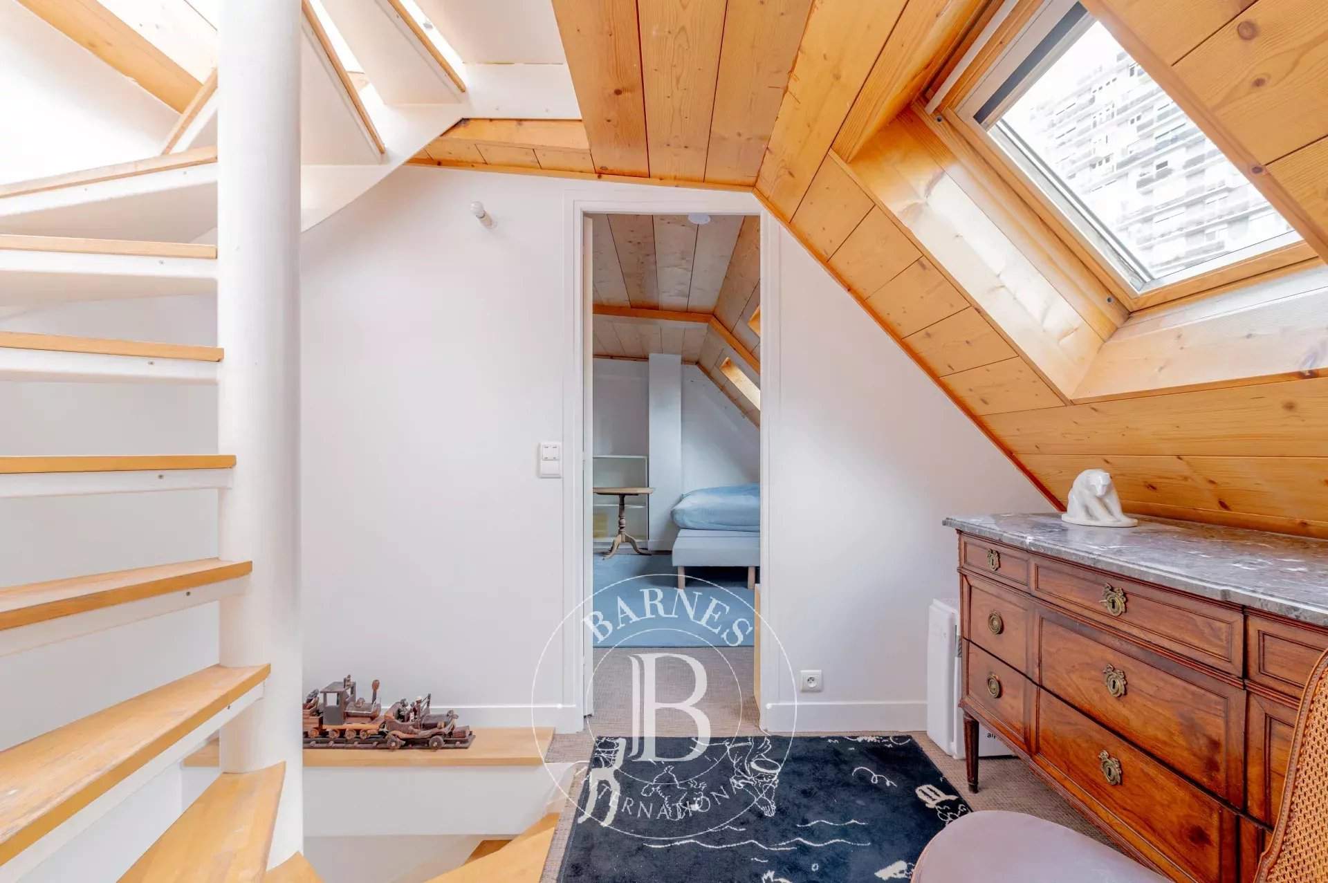 Paris  - House 3 Bedrooms - picture 18