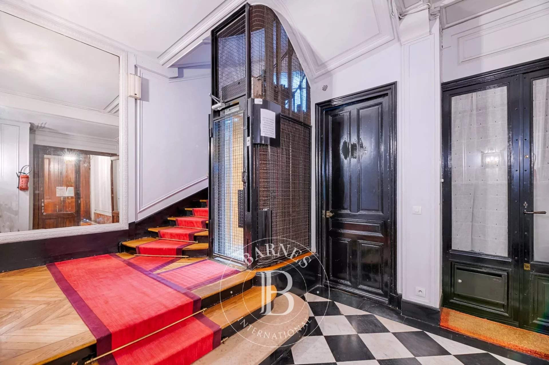 Paris  - Apartment 4 Bedrooms - picture 8