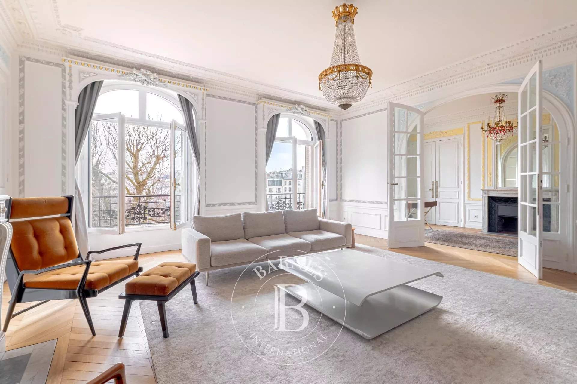 Paris  - Apartment 4 Bedrooms - picture 1