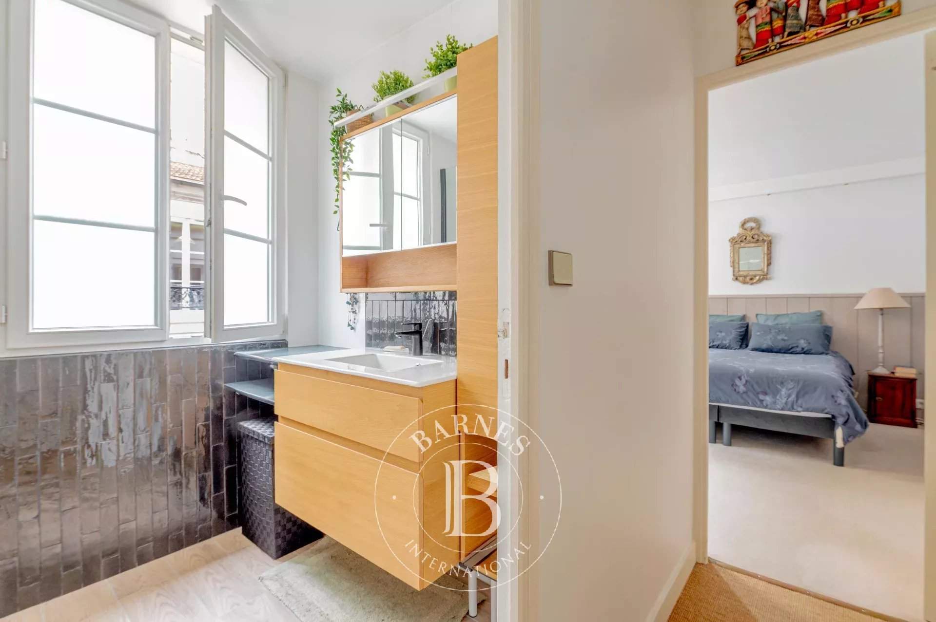 Paris  - Appartement 5 Pi&egrave;ces 3 Chambres - picture 10