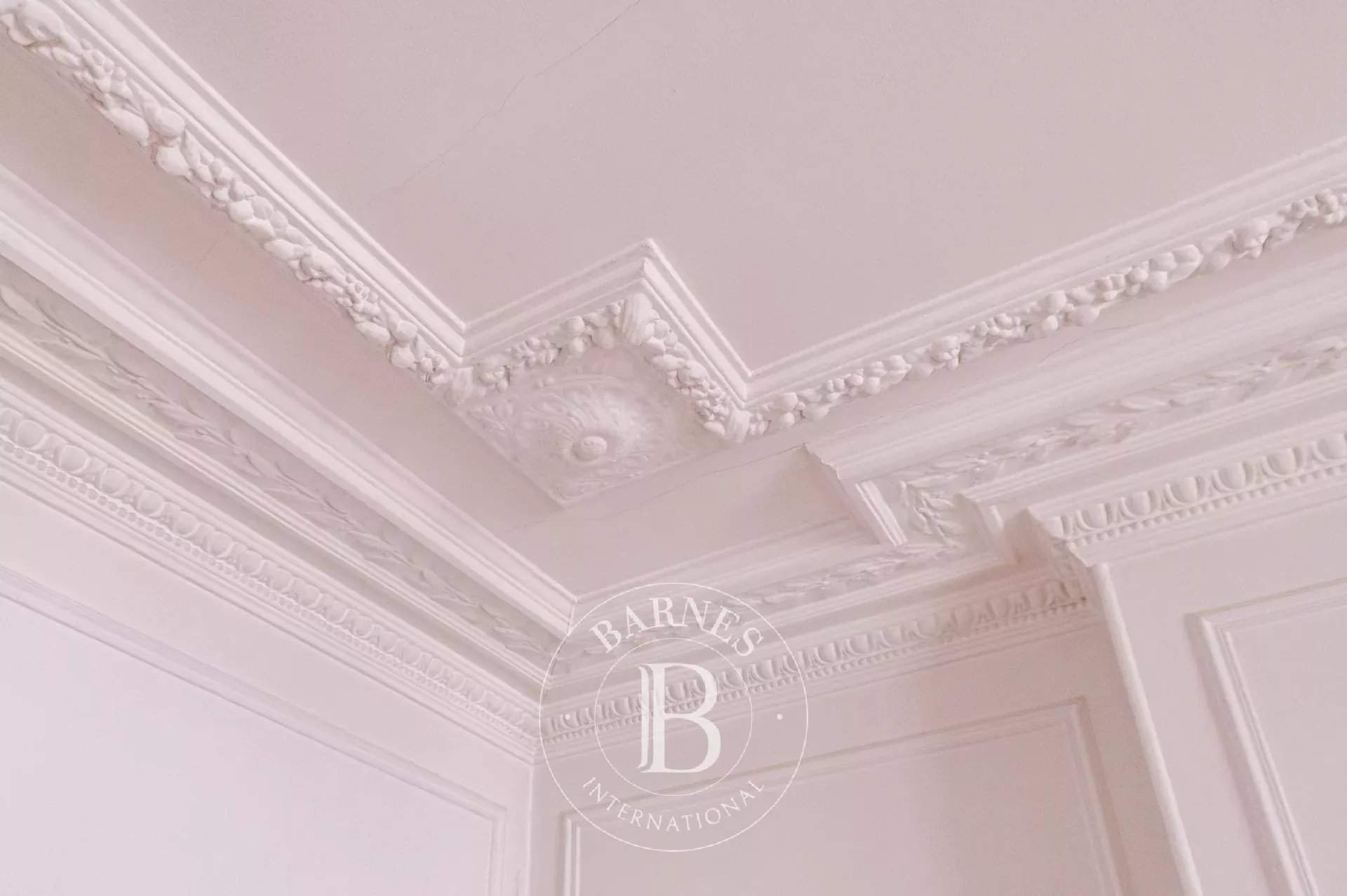 Paris  - Appartement 4 Pi&egrave;ces 3 Chambres - picture 8