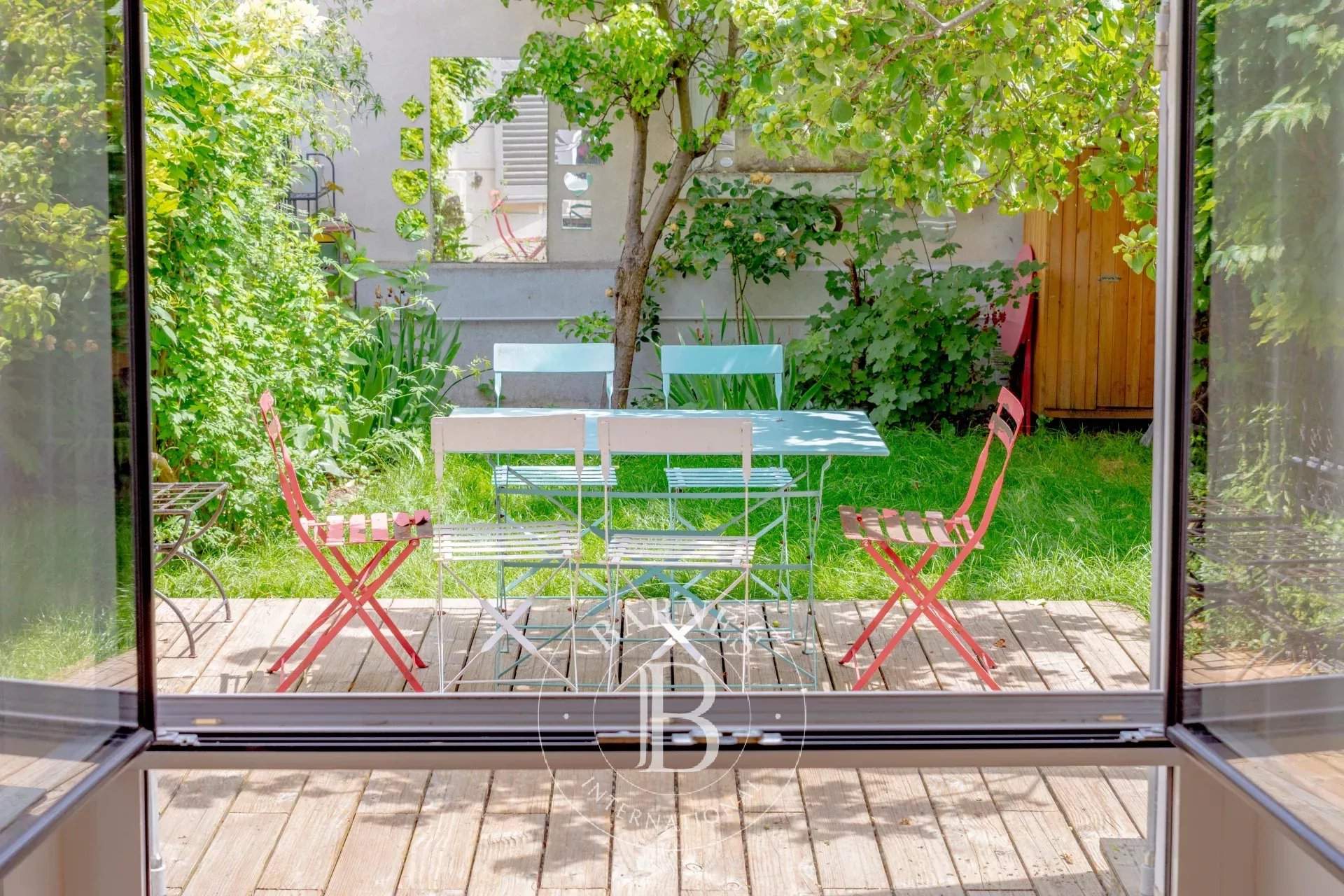 Paris  - House 4 Bedrooms - picture 20