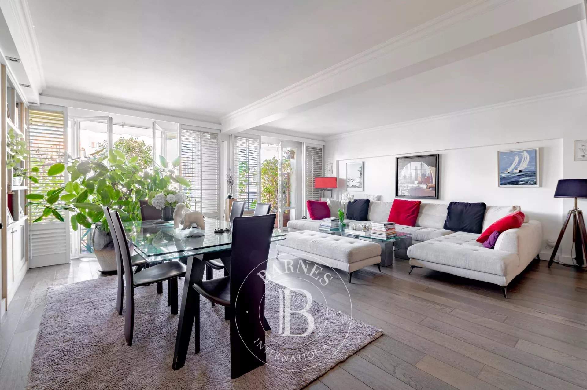 Paris  - Apartment 4 Bedrooms - picture 2