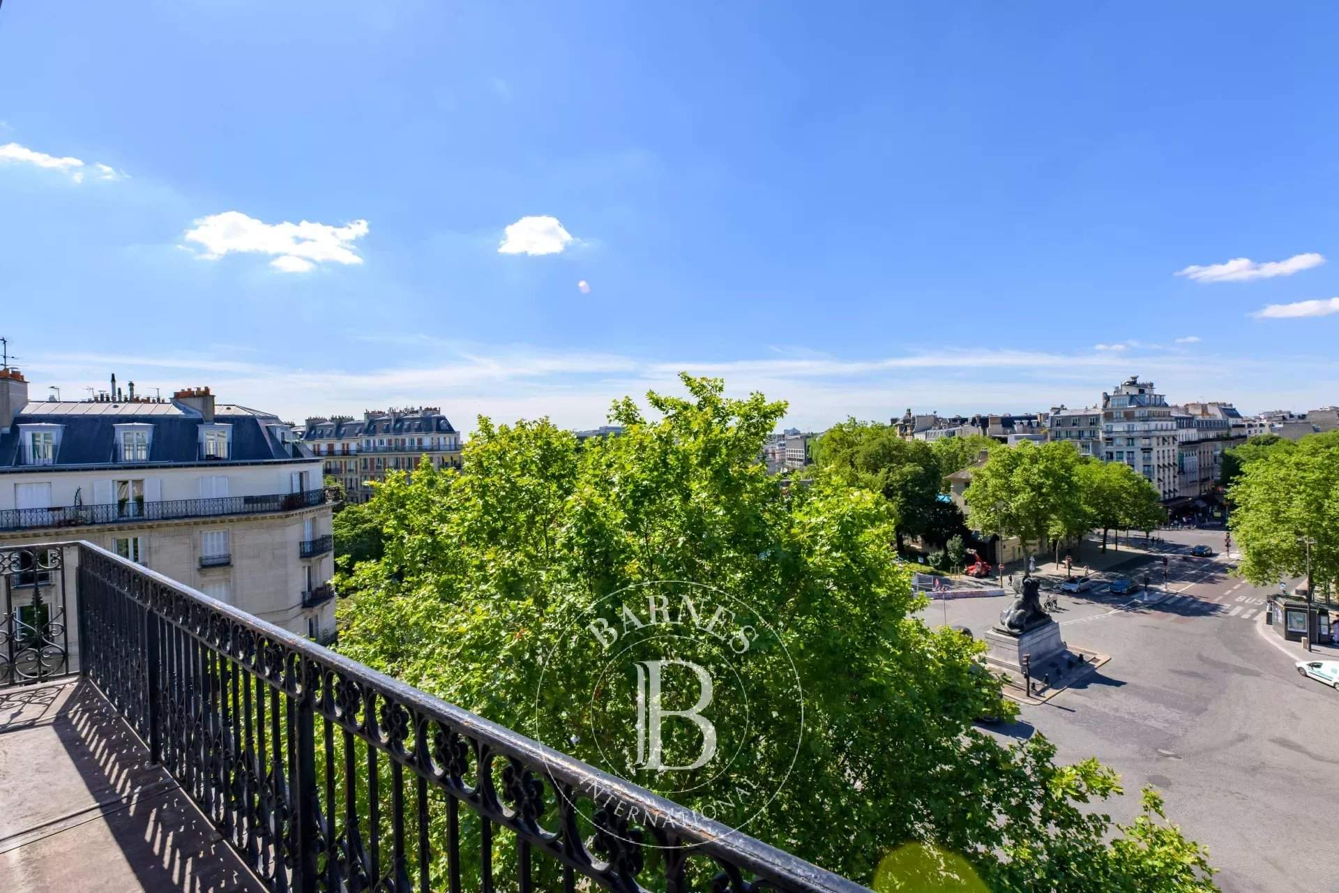 Paris  - Apartment 3 Bedrooms - picture 10