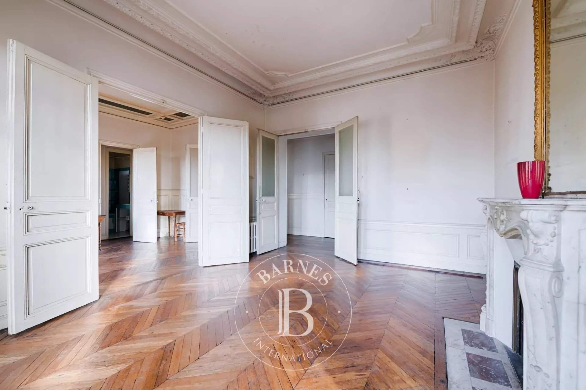 Paris  - Apartment 4 Bedrooms - picture 5