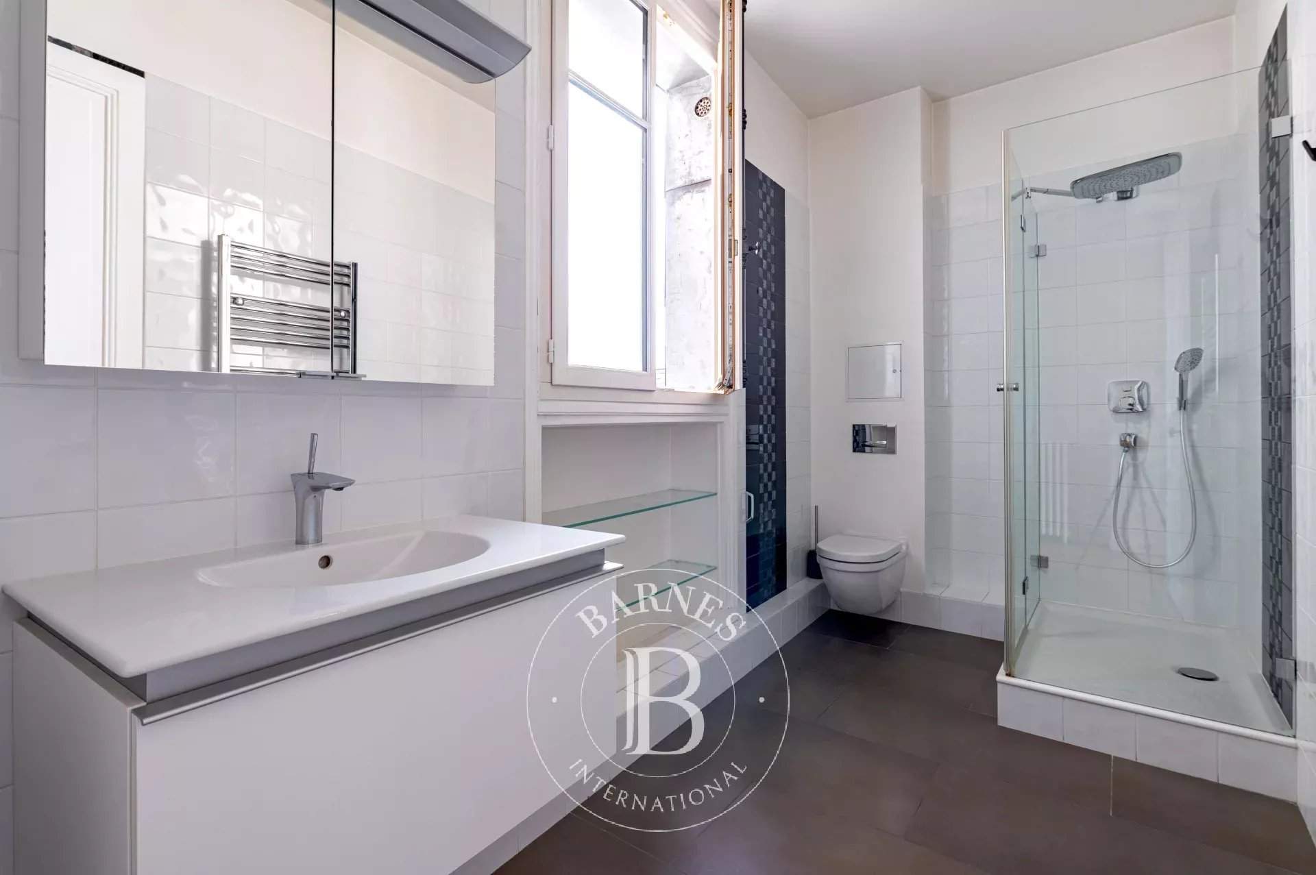 Paris  - Apartment 4 Bedrooms - picture 11