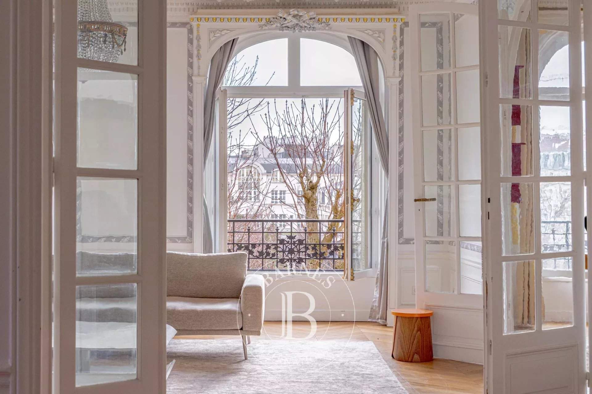 Paris  - Apartment 4 Bedrooms - picture 4