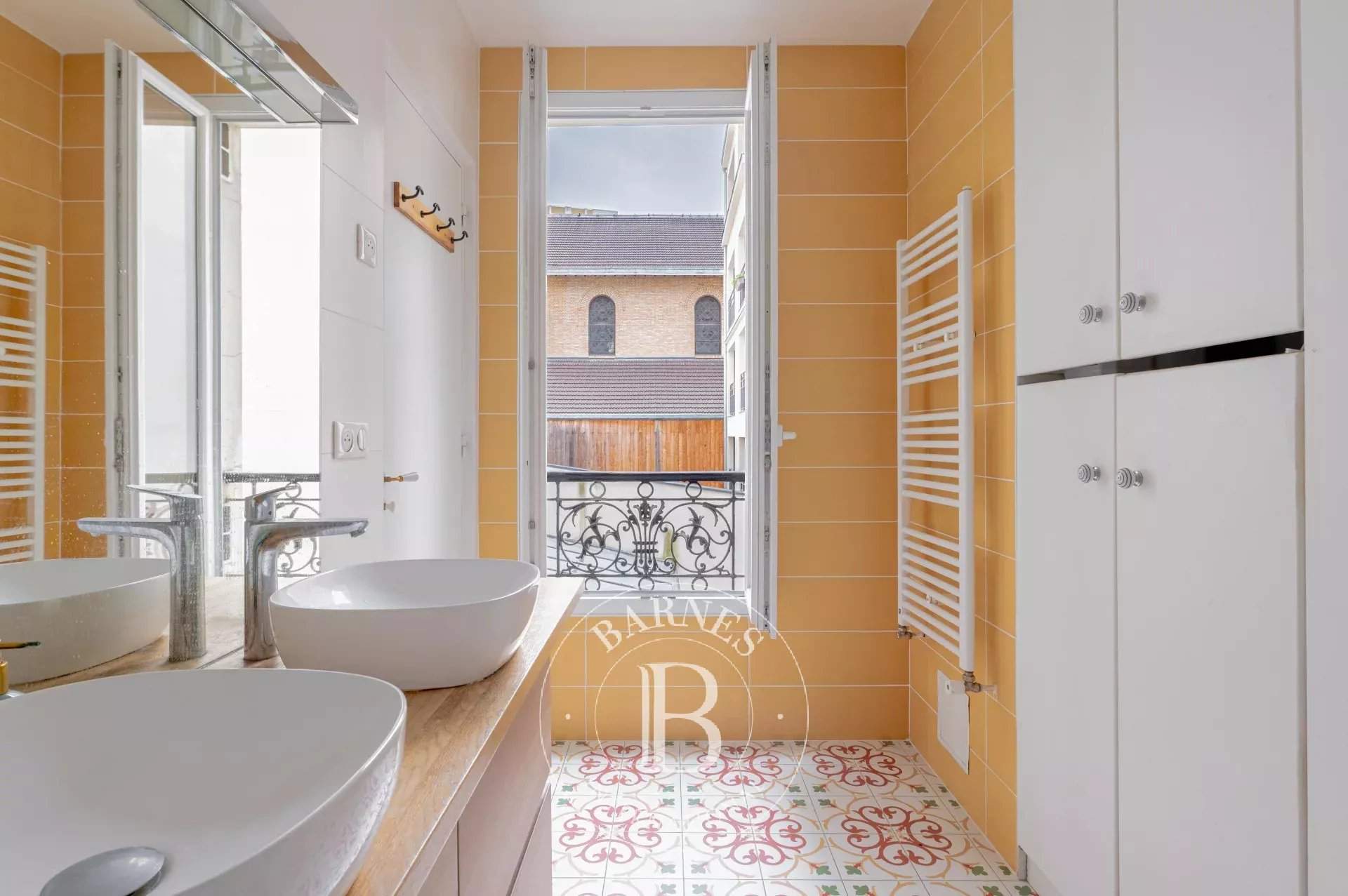 Paris  - Apartment 3 Bedrooms - picture 8