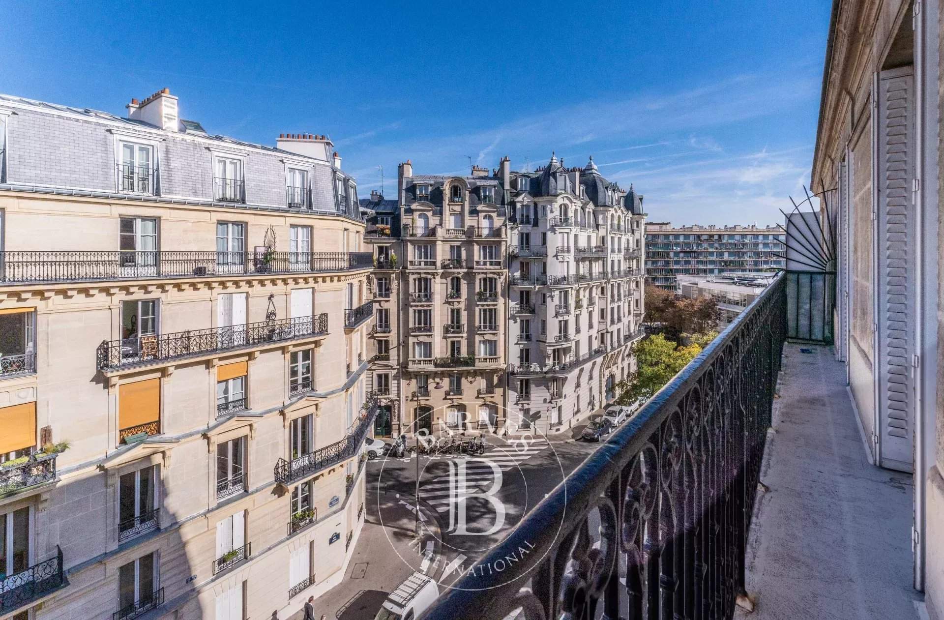 Paris  - Apartment 2 Bedrooms - picture 1