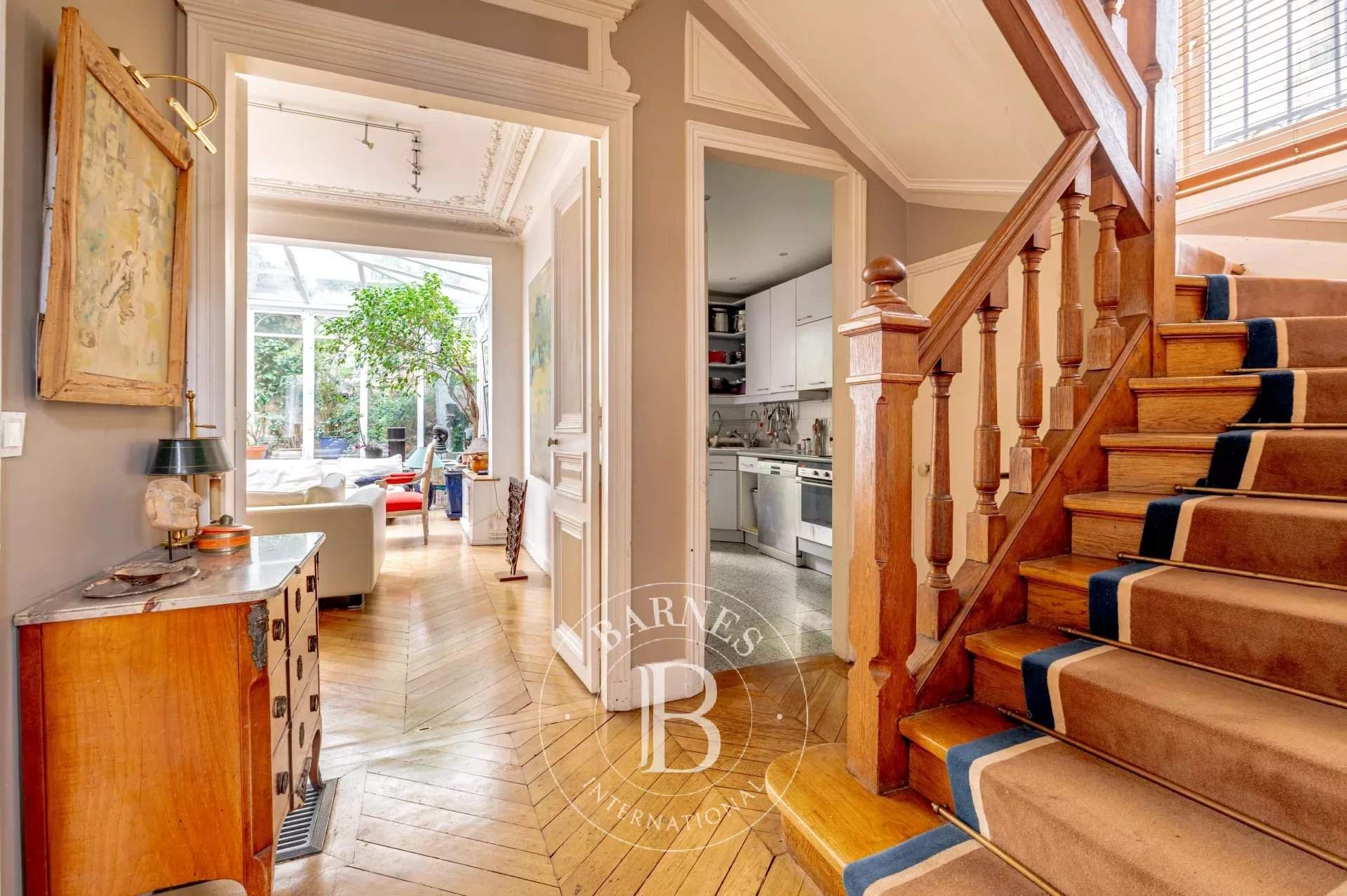 Paris  - House 5 Bedrooms - picture 9