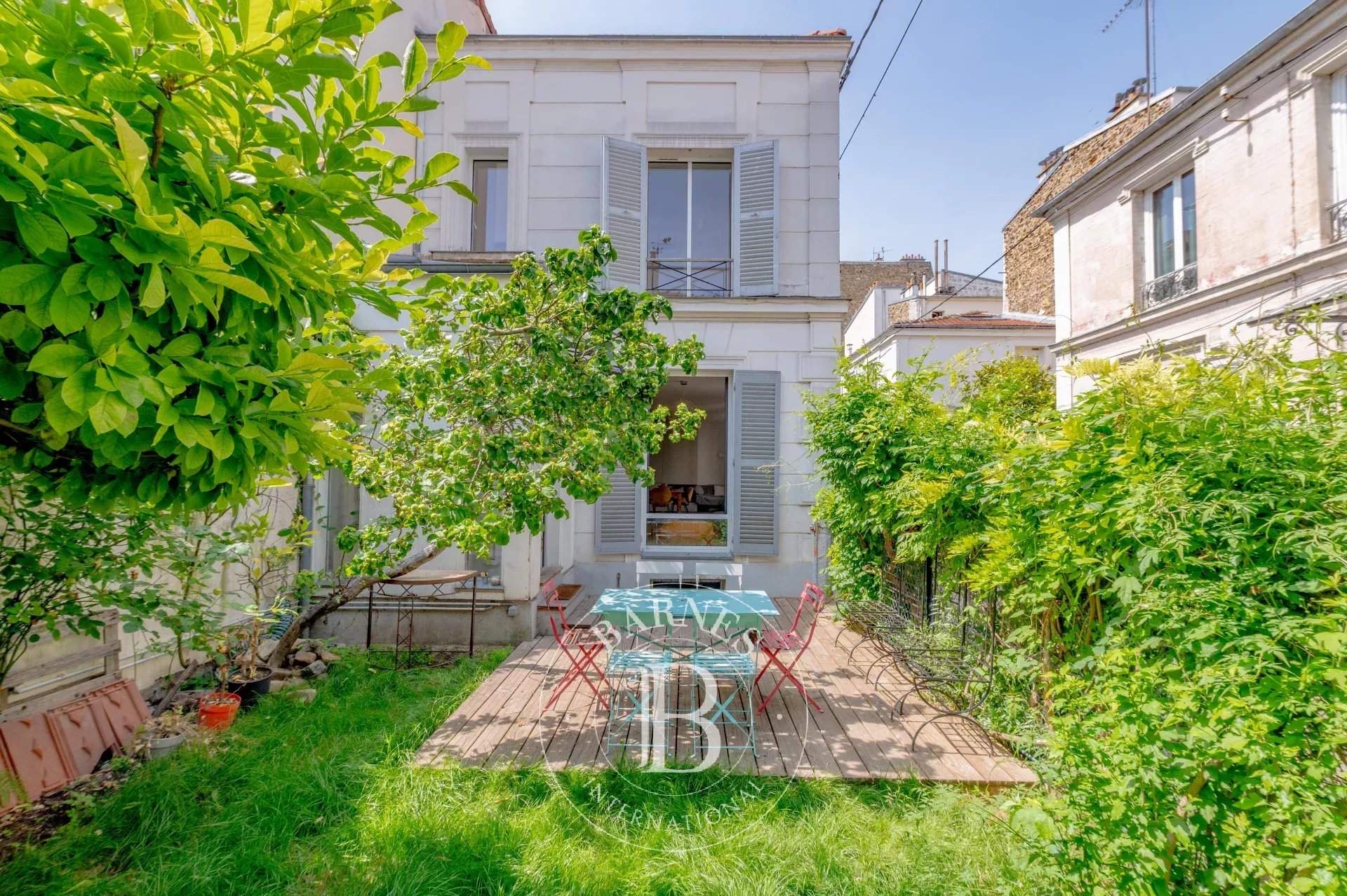 Paris  - House 4 Bedrooms - picture 1