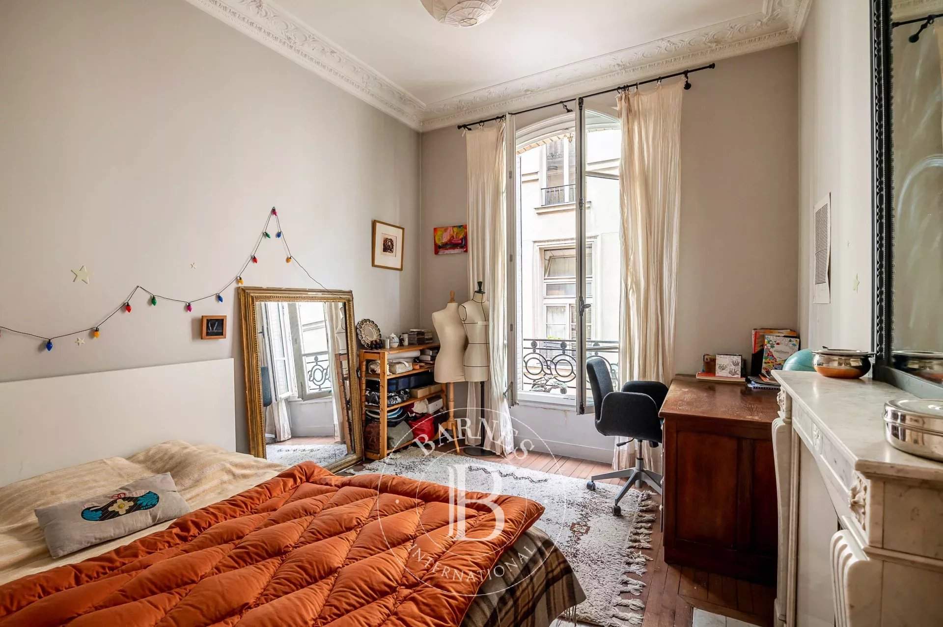 Paris  - Apartment 3 Bedrooms - picture 13