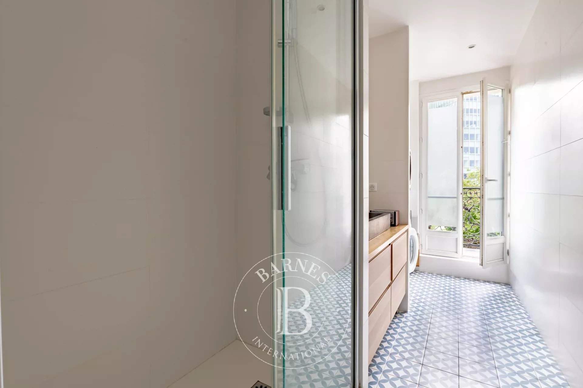 Paris  - Apartment 3 Bedrooms - picture 12