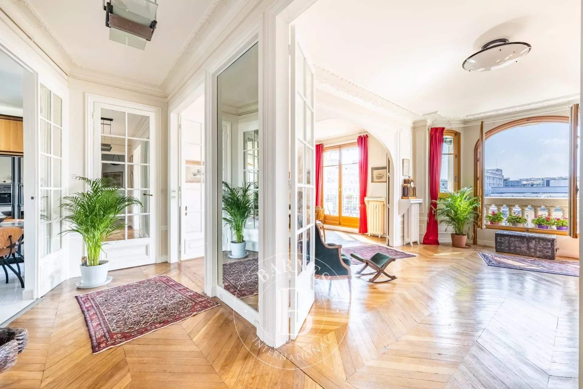 Paris  - Apartment 2 Bedrooms - picture 4