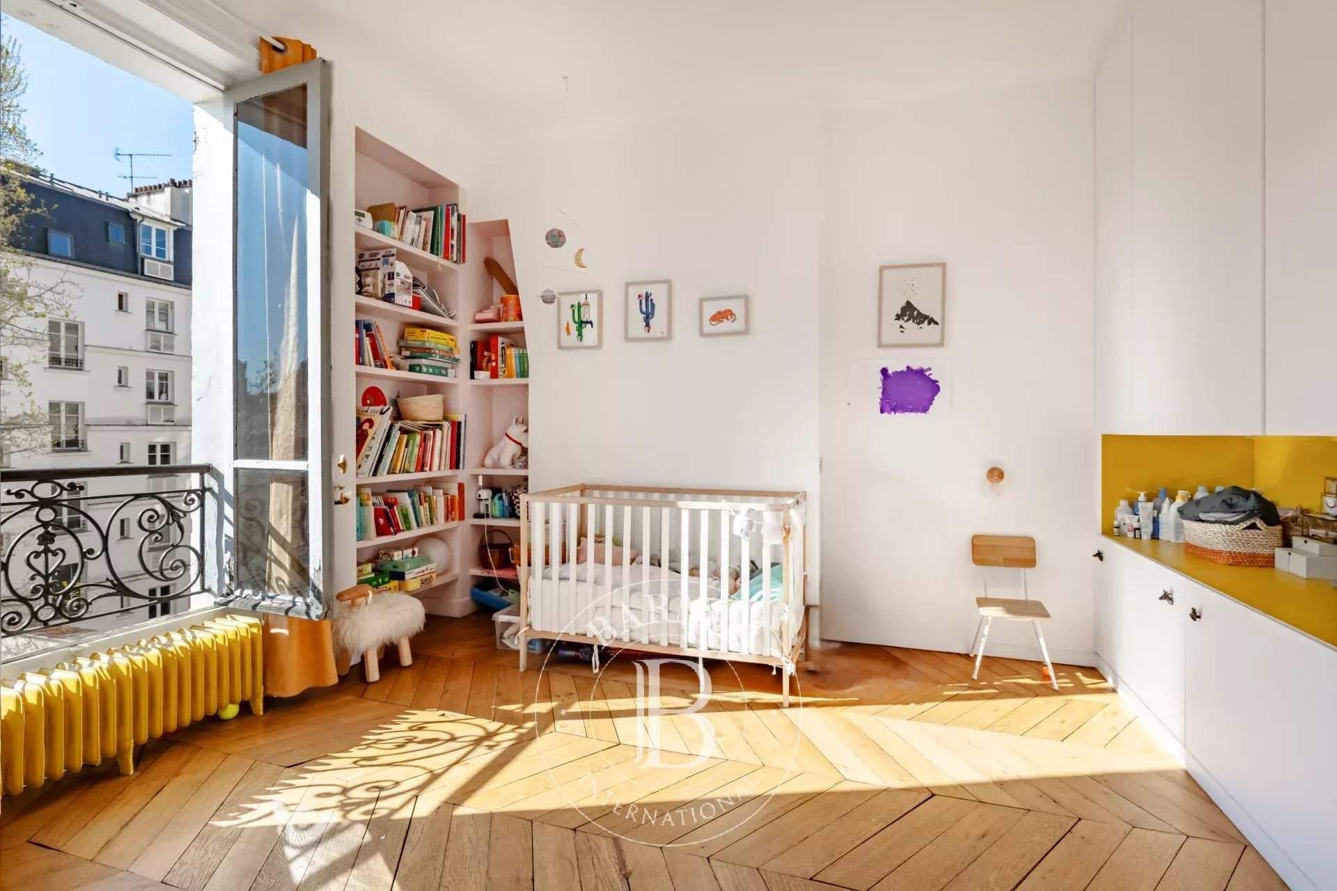 Paris  - Apartment 3 Bedrooms - picture 9