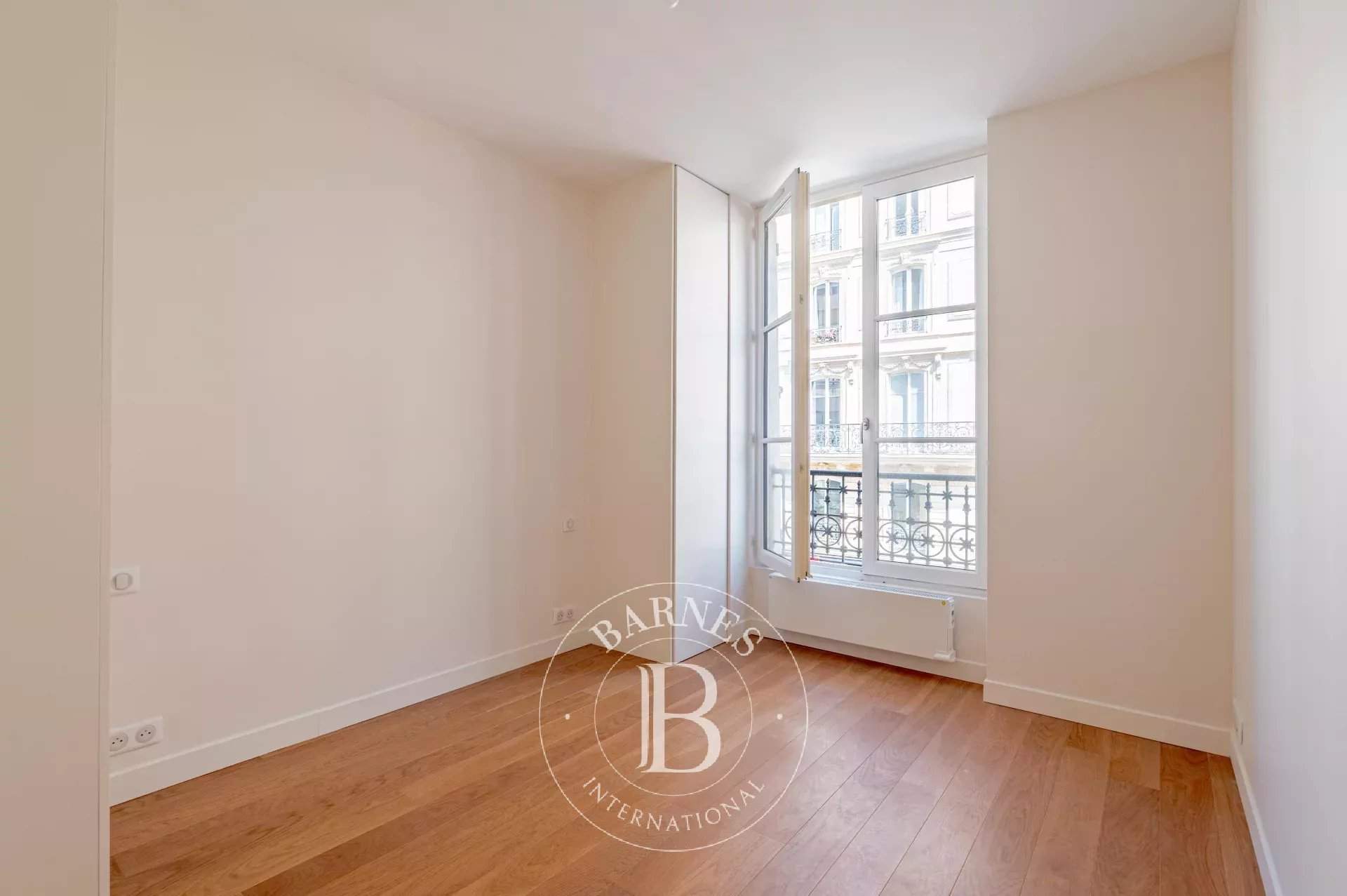 Paris  - Apartment 2 Bedrooms - picture 6