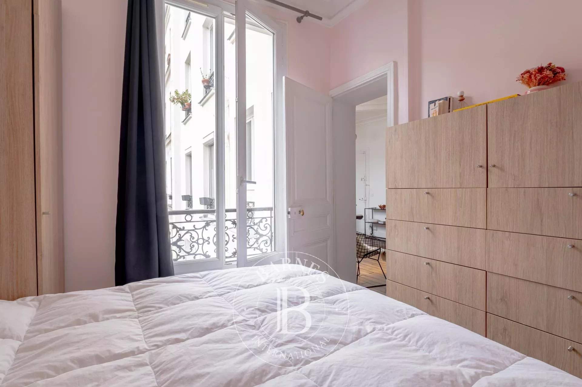 Paris  - Apartment 1 Bedroom - picture 6
