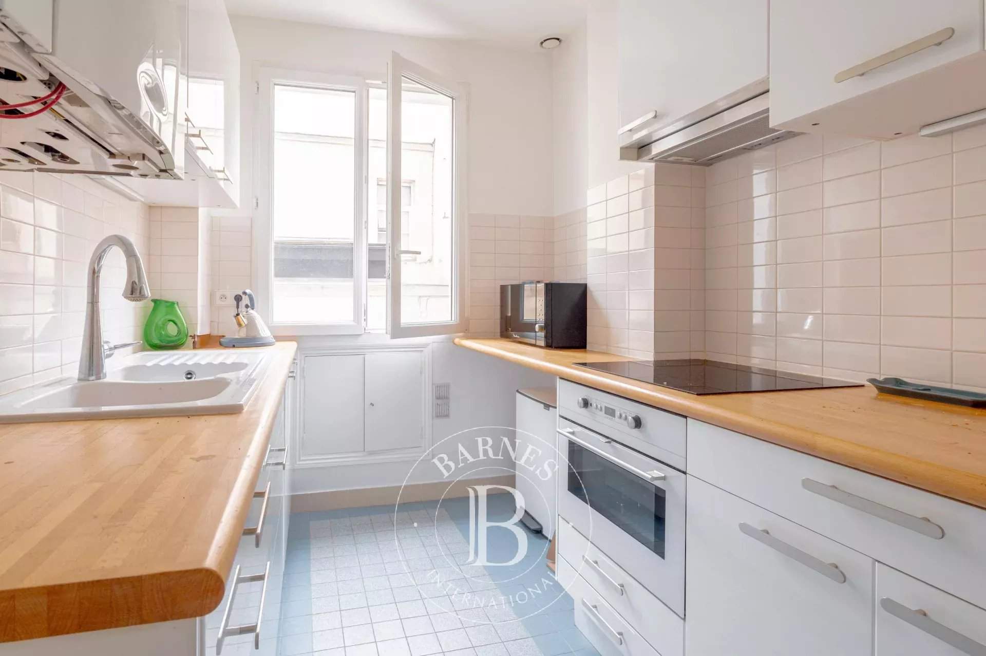 Paris  - Apartment 2 Bedrooms - picture 9