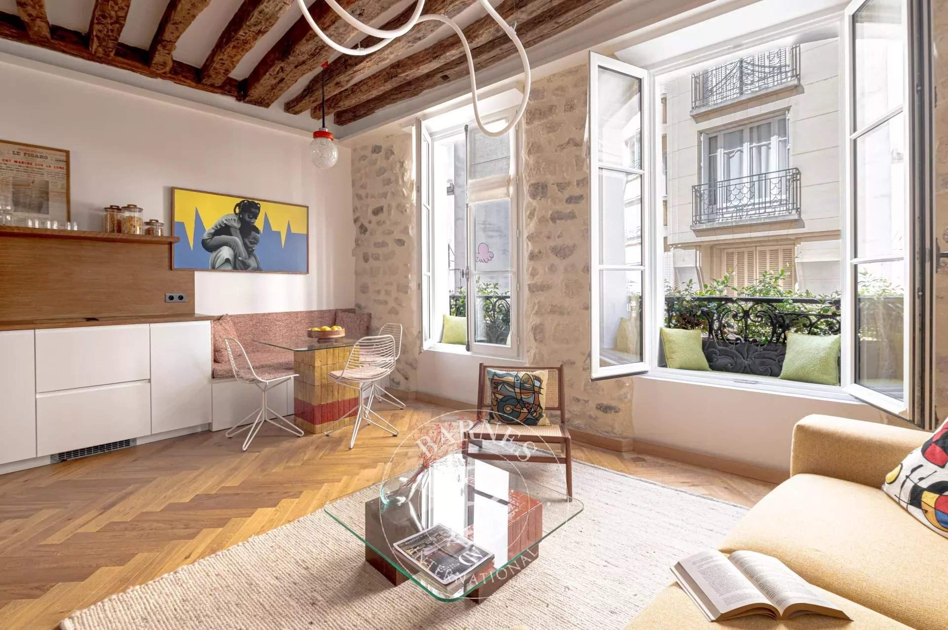 Paris  - Appartement 2 Pi&egrave;ces, 1 Chambre - picture 2