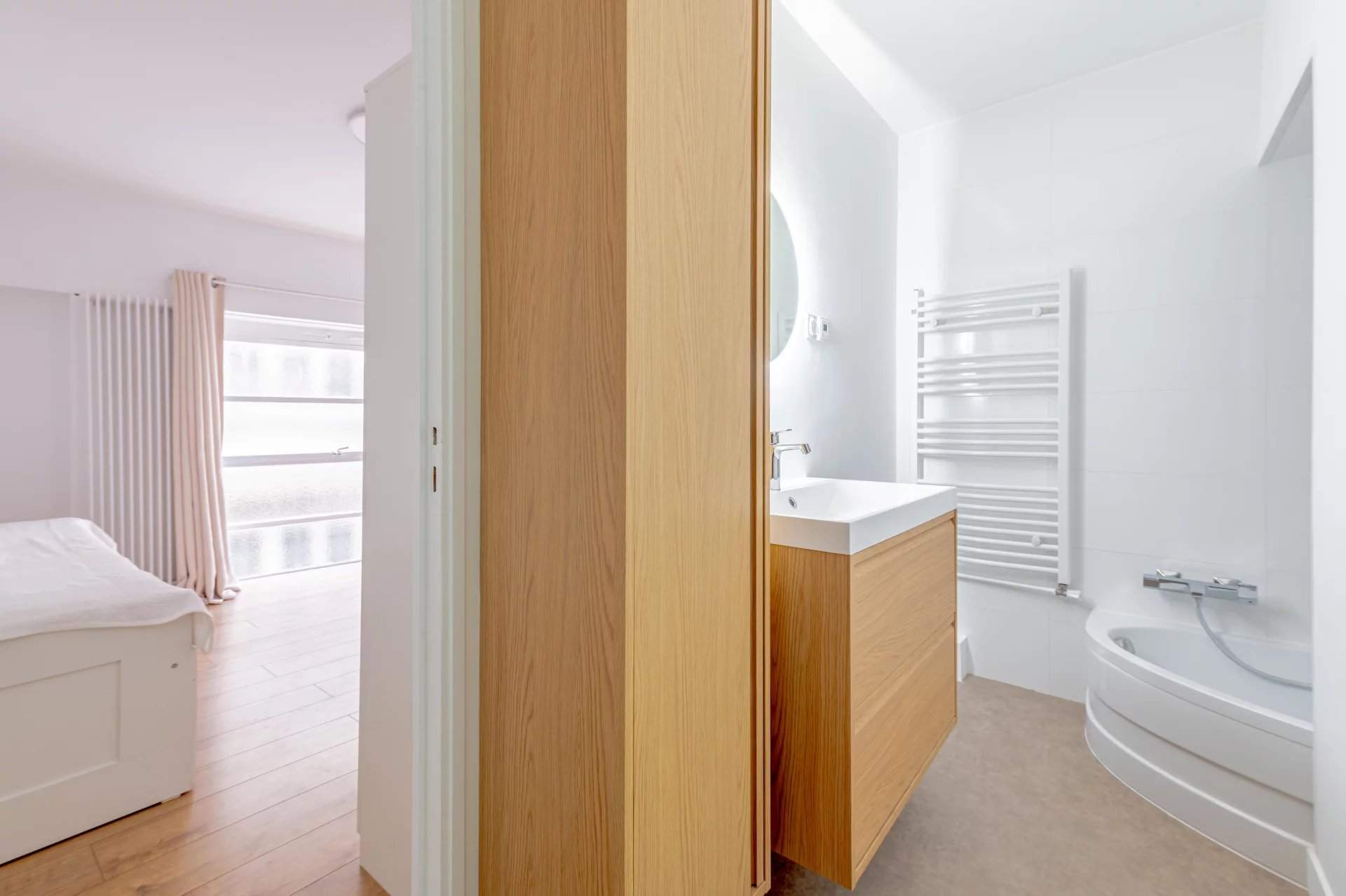 Paris  - Appartement 5 Pi&egrave;ces 2 Chambres - picture 13