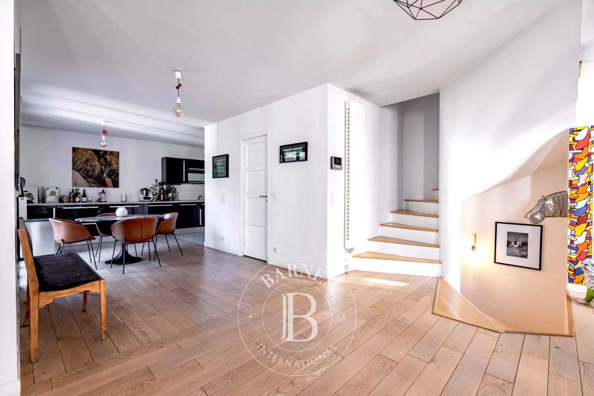 Paris  - Apartment 3 Bedrooms - picture 8