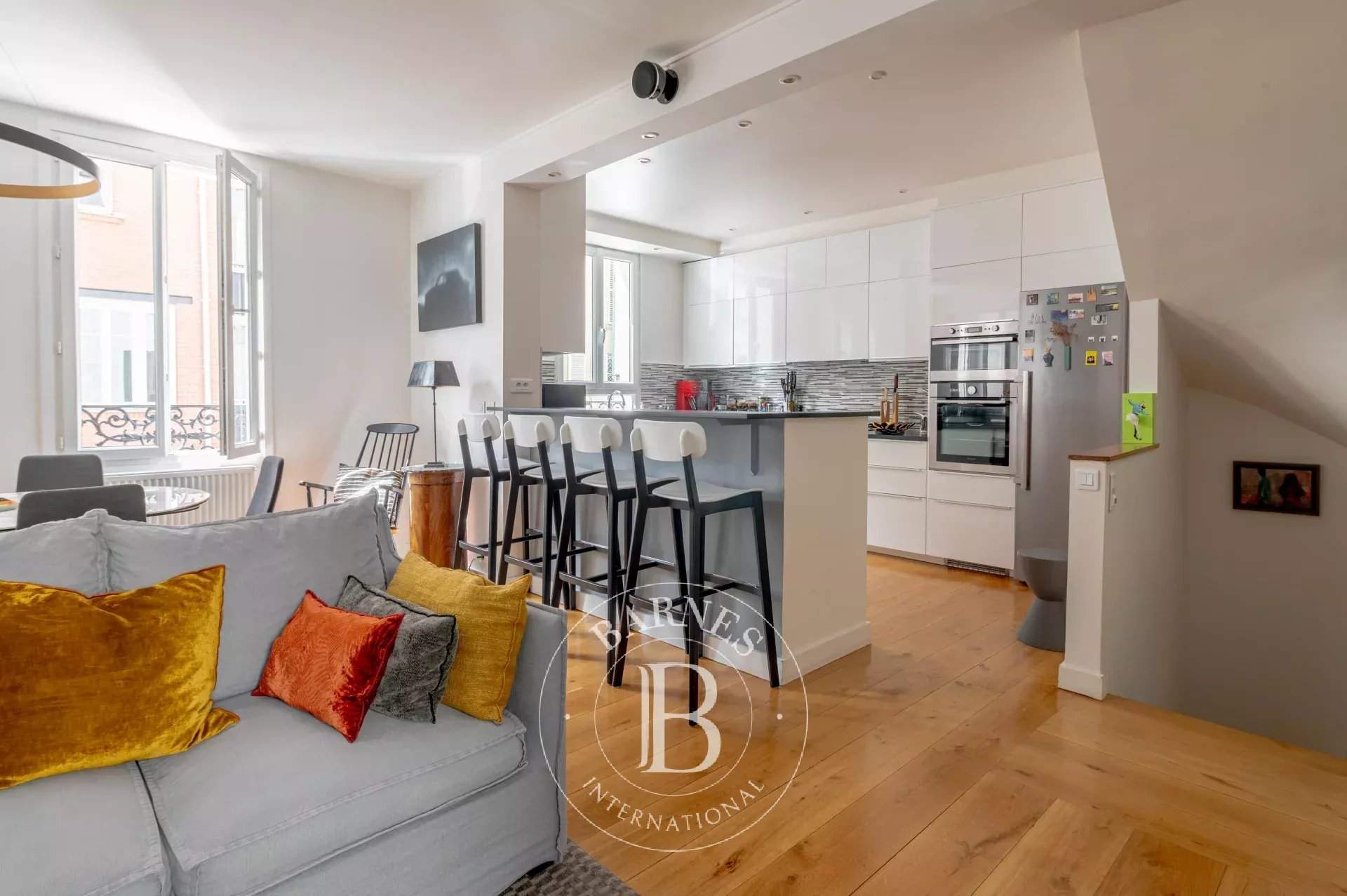 Paris  - House 4 Bedrooms - picture 12