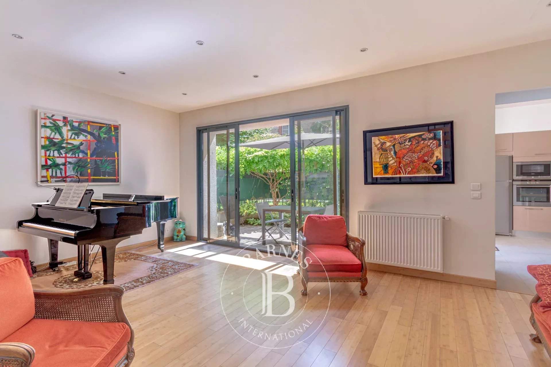 Paris  - Apartment 3 Bedrooms - picture 4