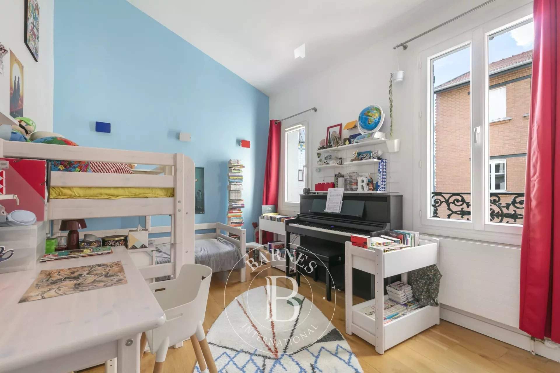 Paris  - Maison 6 Pi&egrave;ces 4 Chambres - picture 7