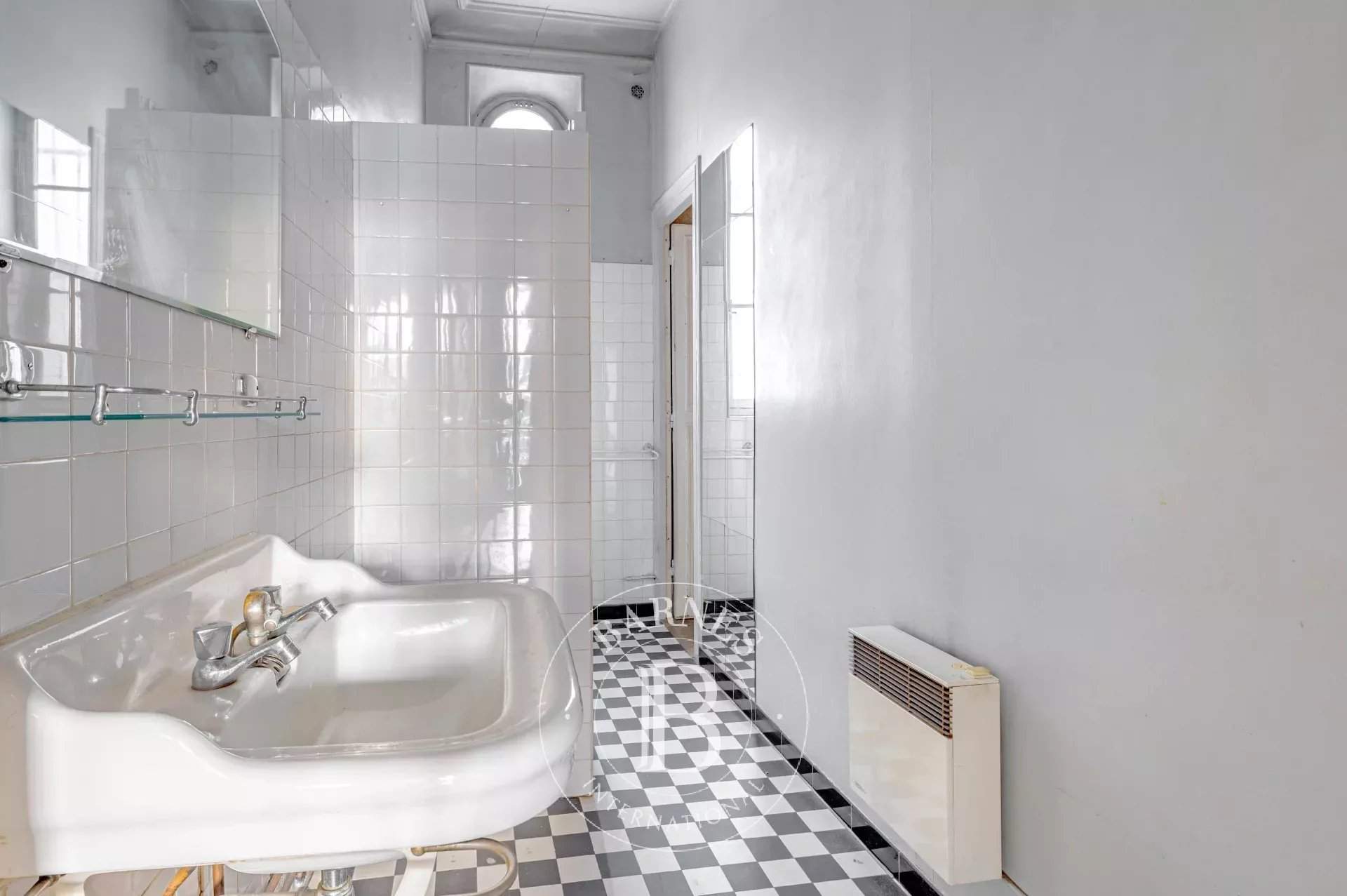 Paris  - Appartement 4 Pi&egrave;ces 2 Chambres - picture 7