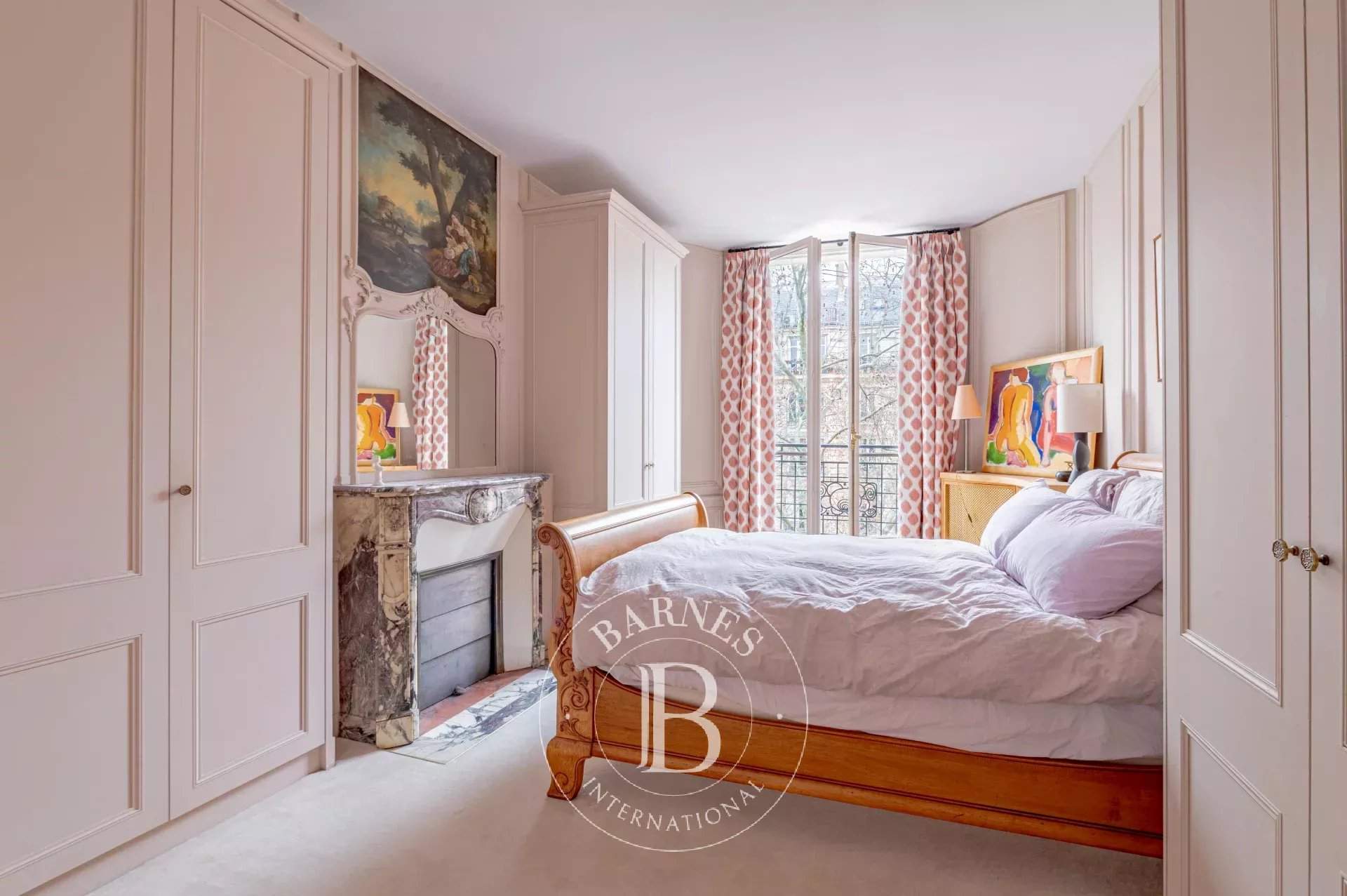 Paris  - Apartment 4 Bedrooms - picture 9