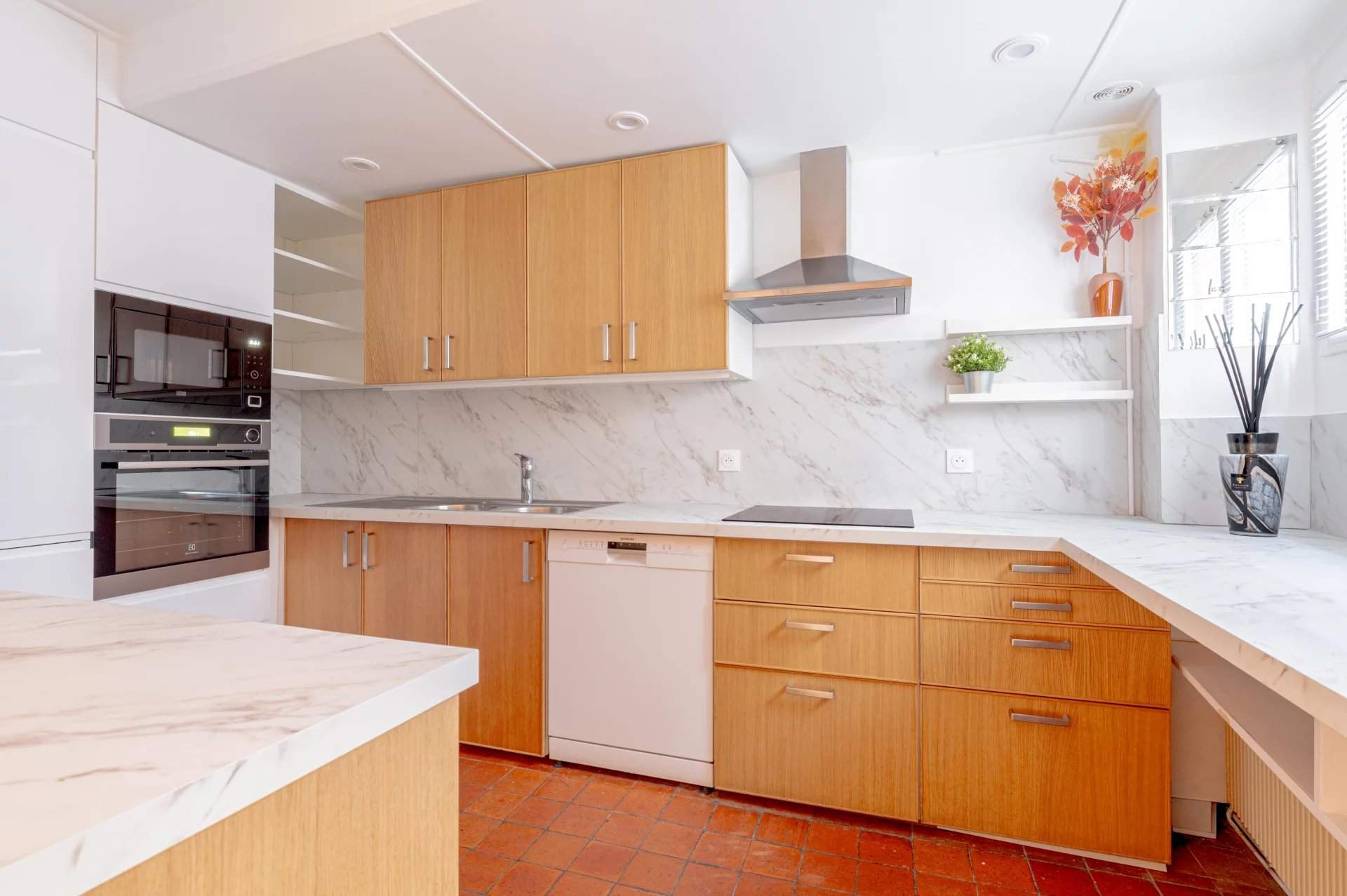 Paris  - Appartement 5 Pi&egrave;ces 2 Chambres - picture 6