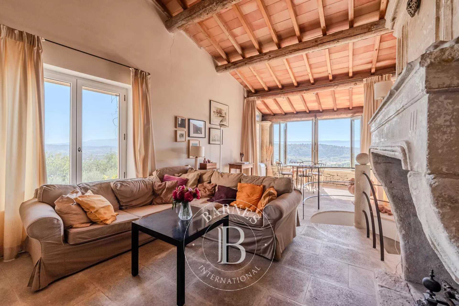 Gordes  - Village house 4 Bedrooms