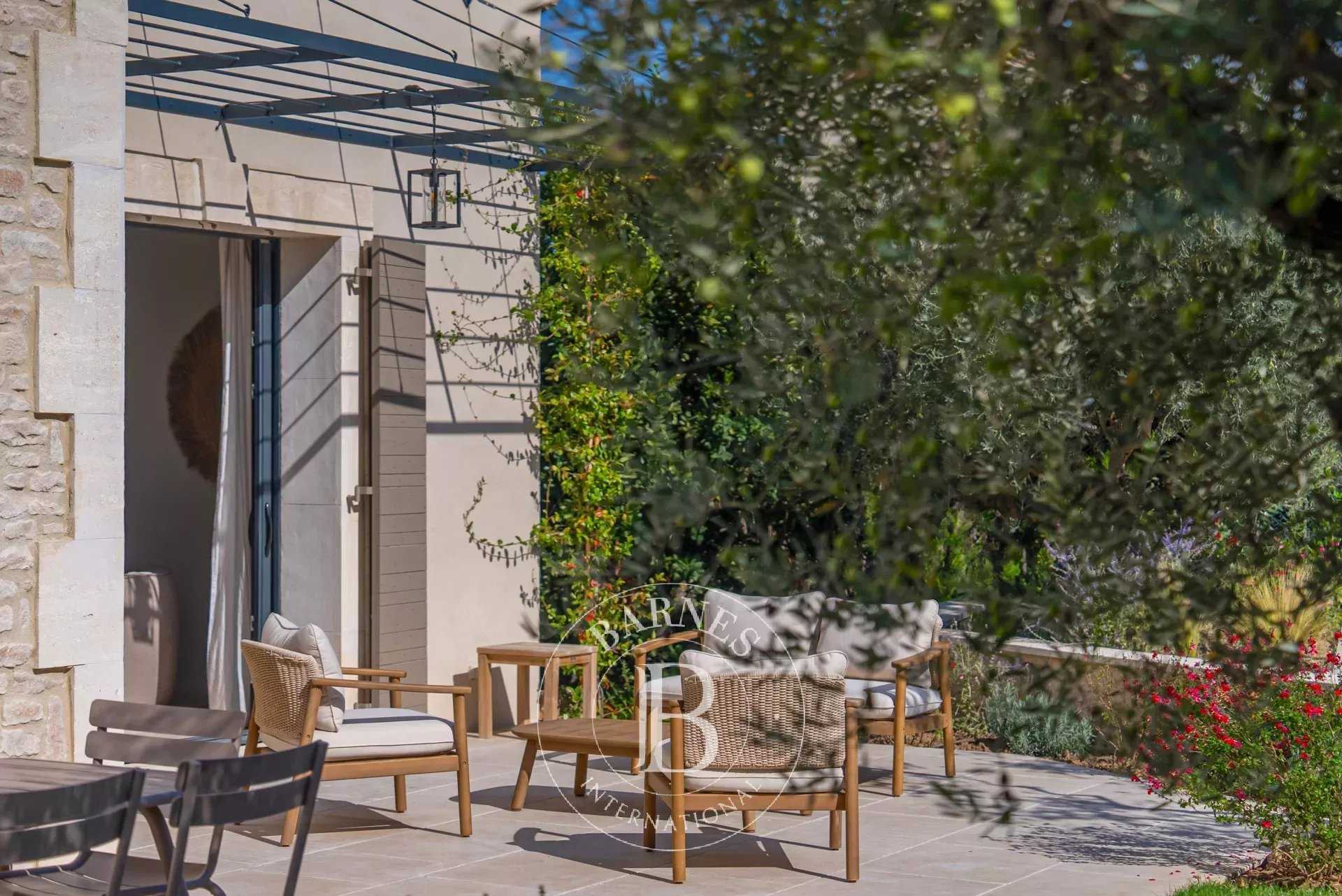 Eygalières  - House 4 Bedrooms