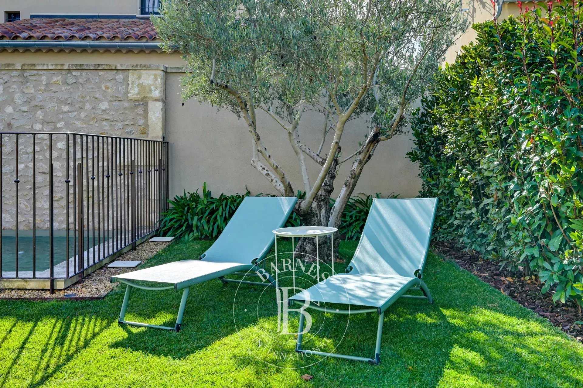 Mollégès  - Maison 5 Pièces 4 Chambres