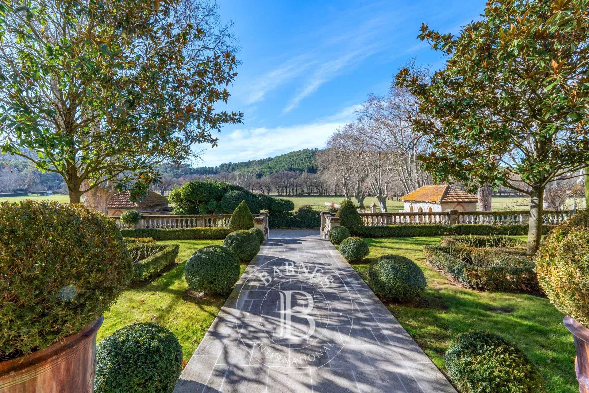 Pernes-les-Fontaines  - House 6 Bedrooms